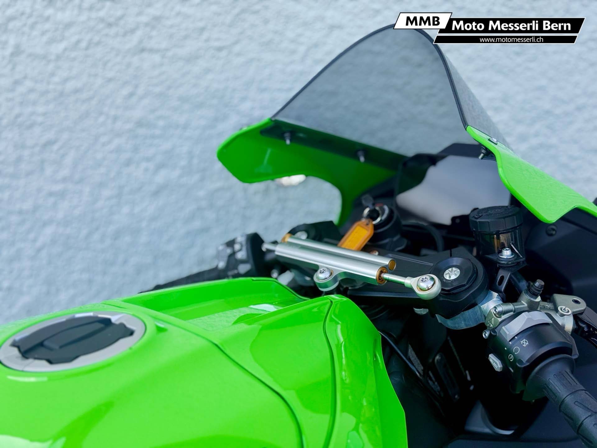 KAWASAKI NINJA ZX-10R-image-12
