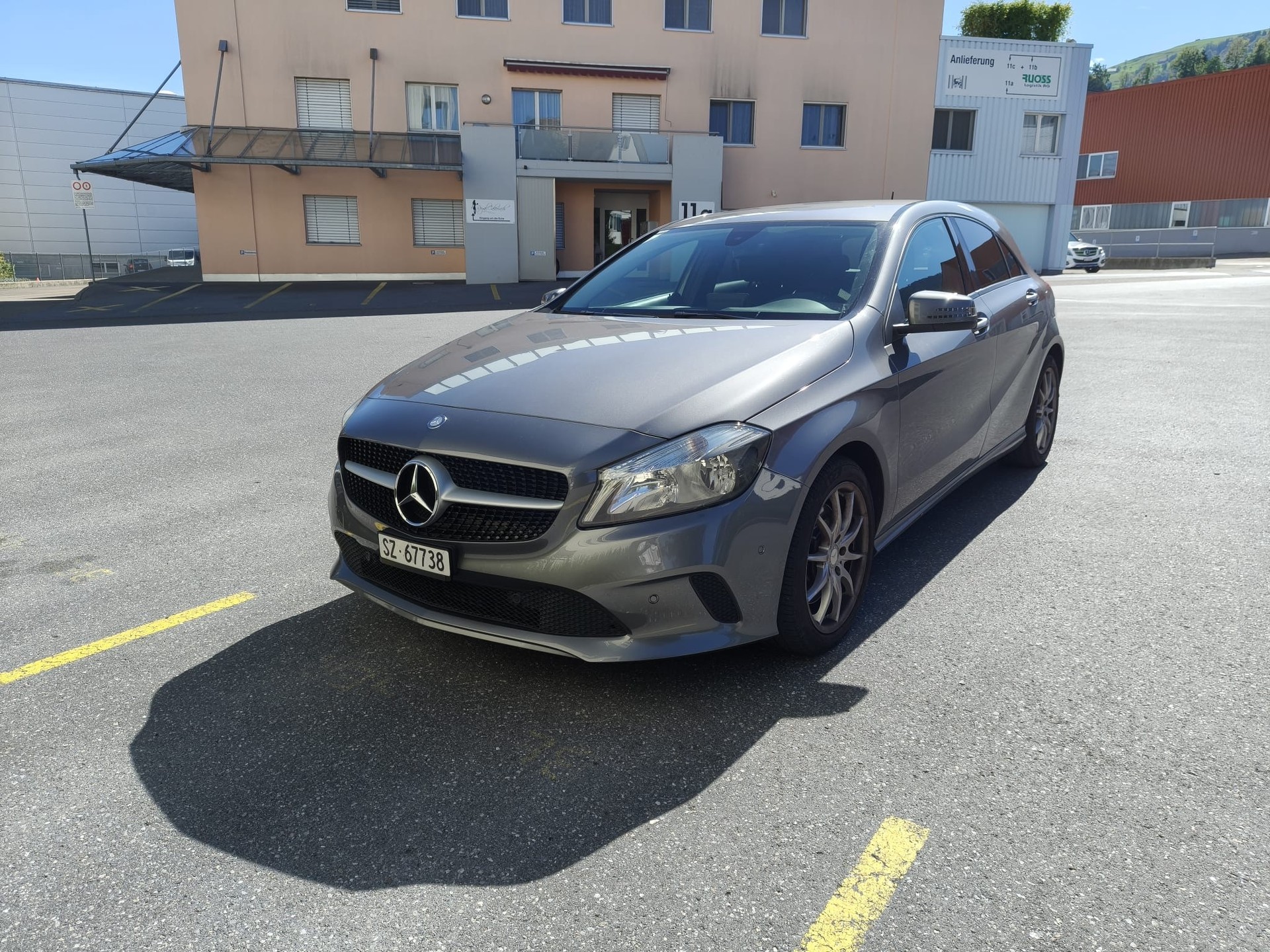 MERCEDES-BENZ A 250