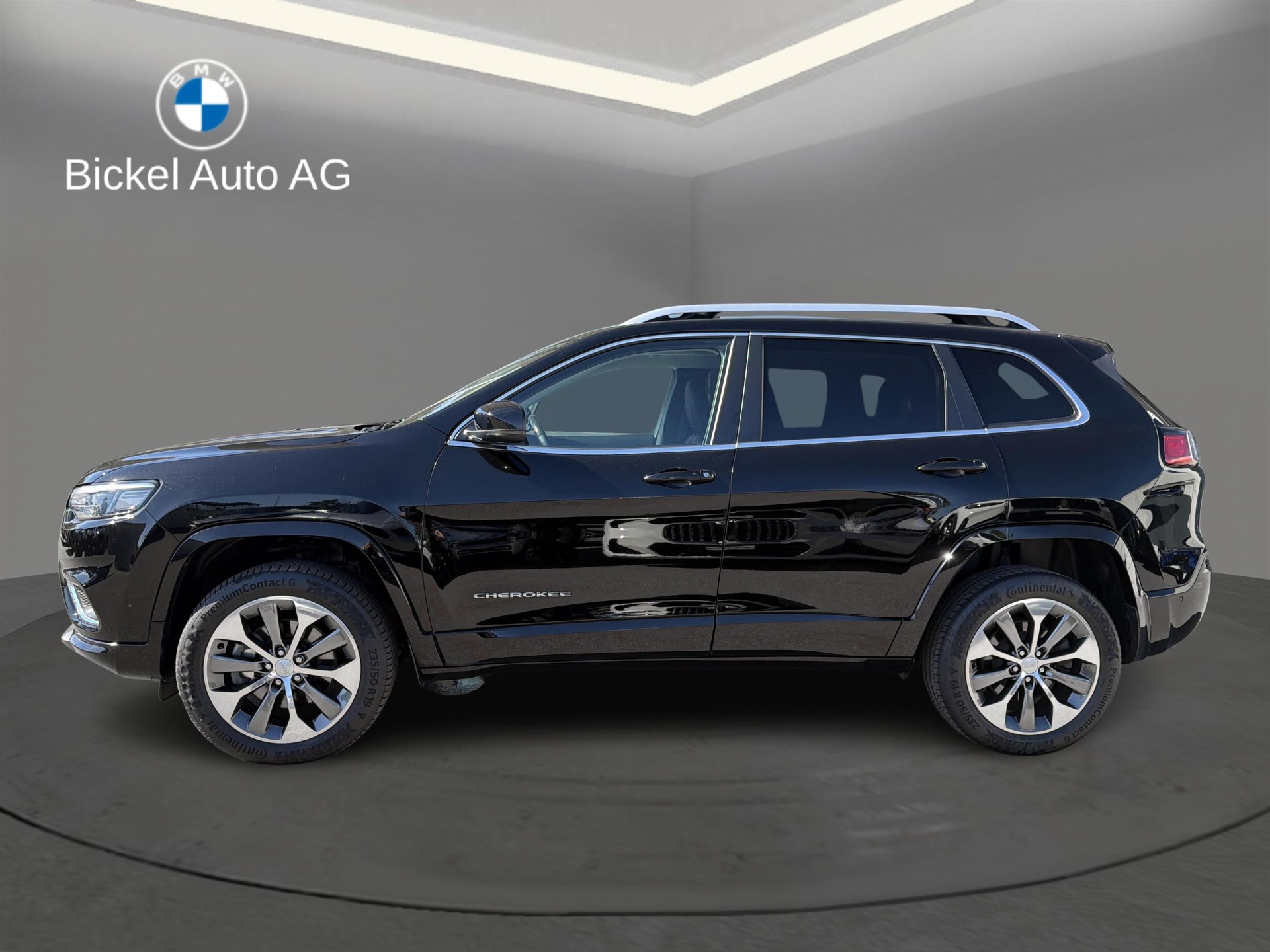 JEEP Cherokee 2.2MJ Overland-showroom-element-3