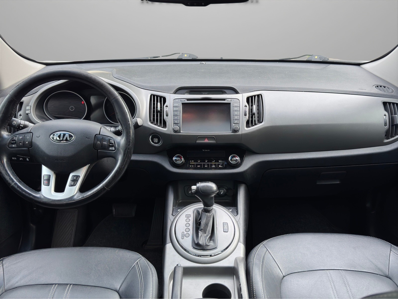 KIA Sportage 2.0 CRDi Trend 4WD Automatic-image-8