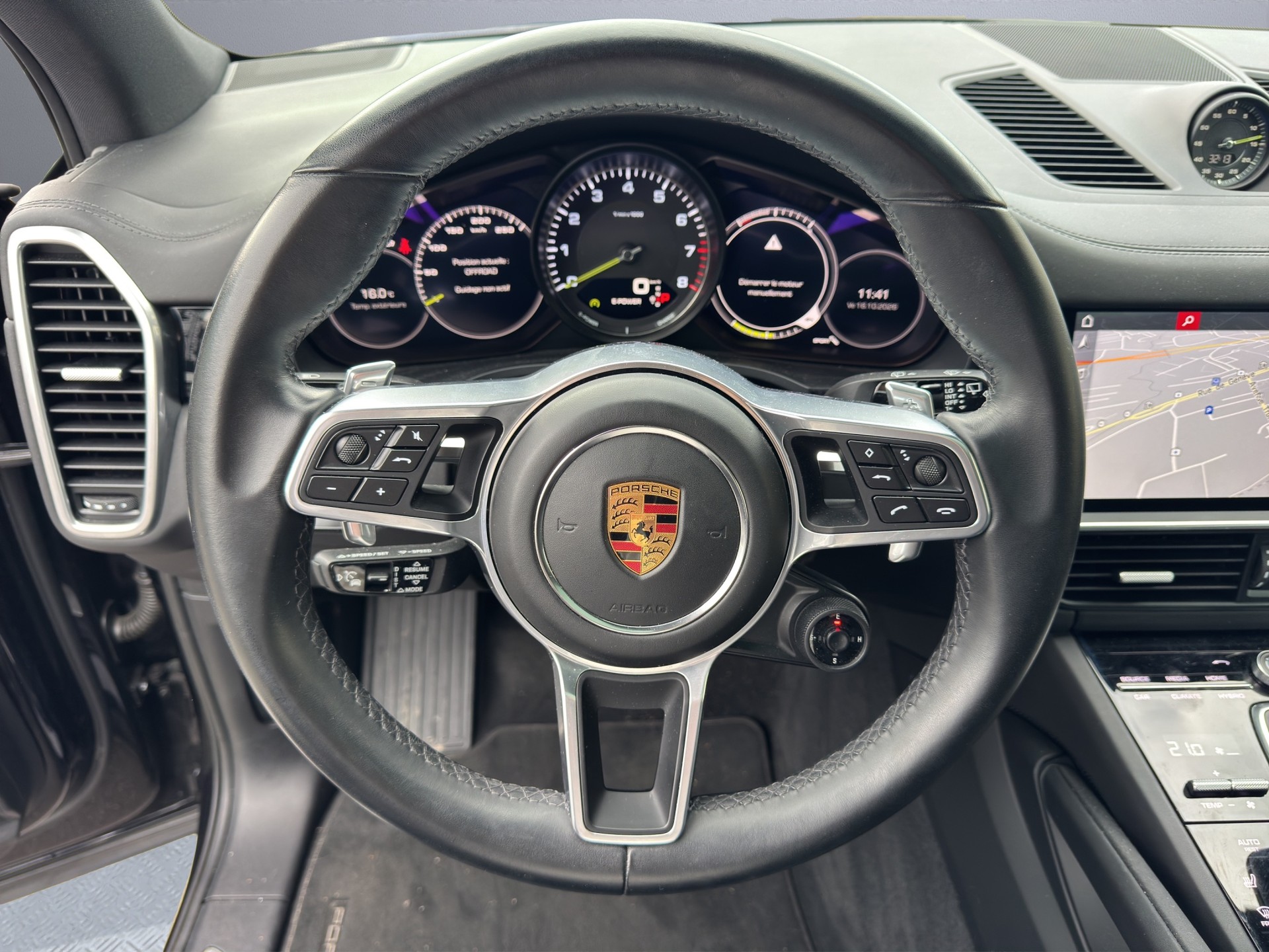 PORSCHE Cayenne E-Hybrid-image-10