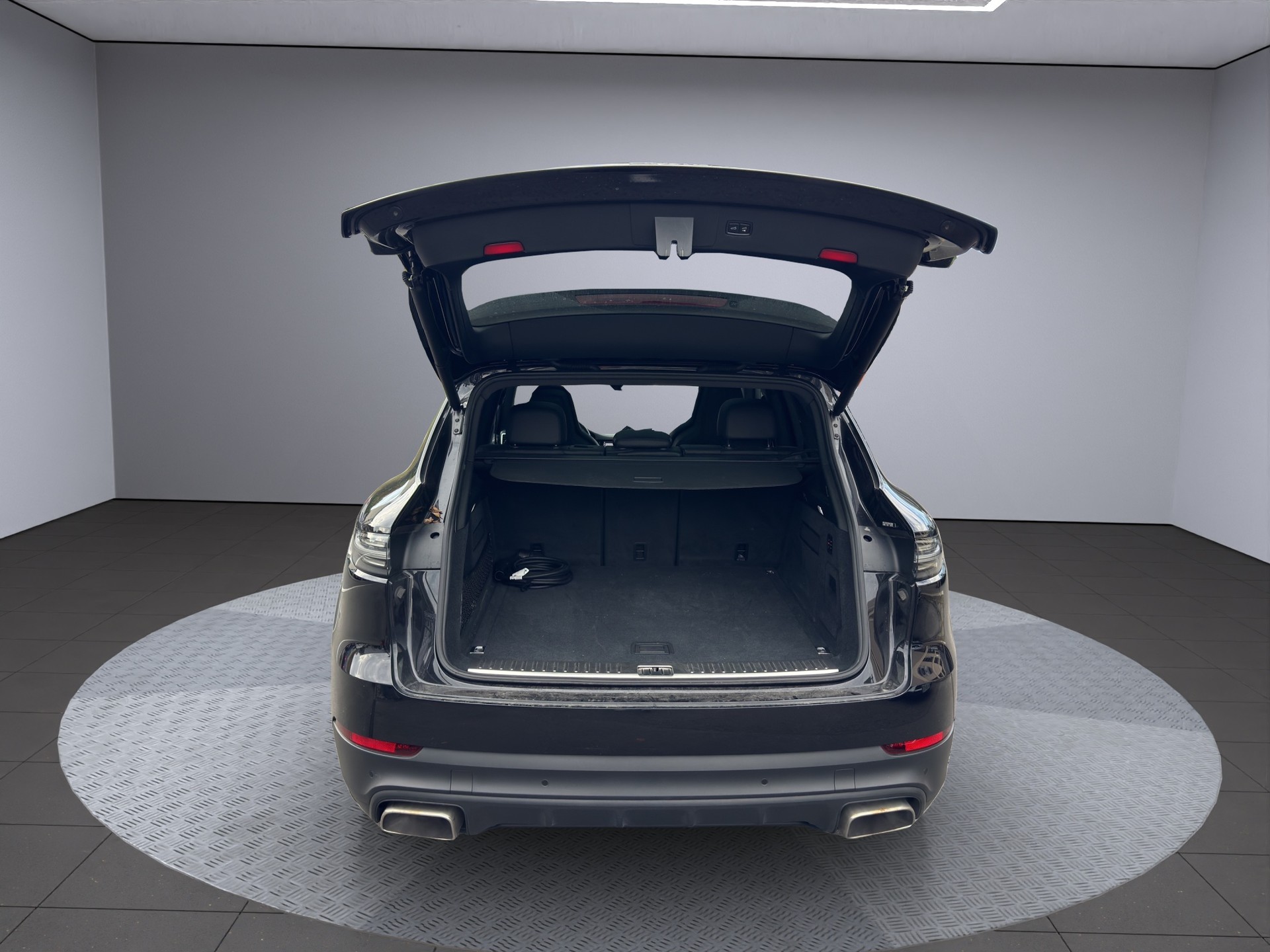 PORSCHE Cayenne E-Hybrid-image-14