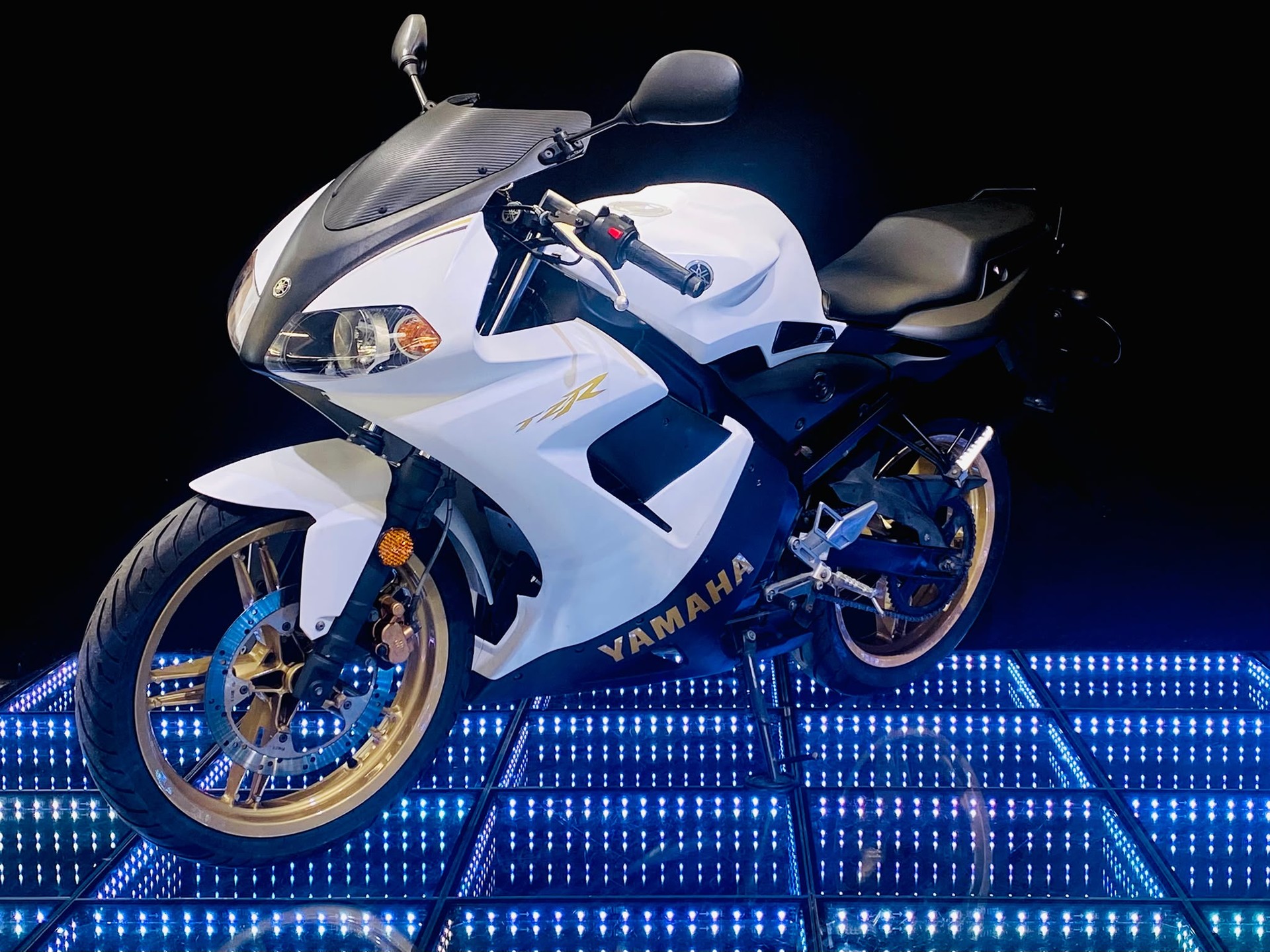 YAMAHA TZR 50 R1-image-1
