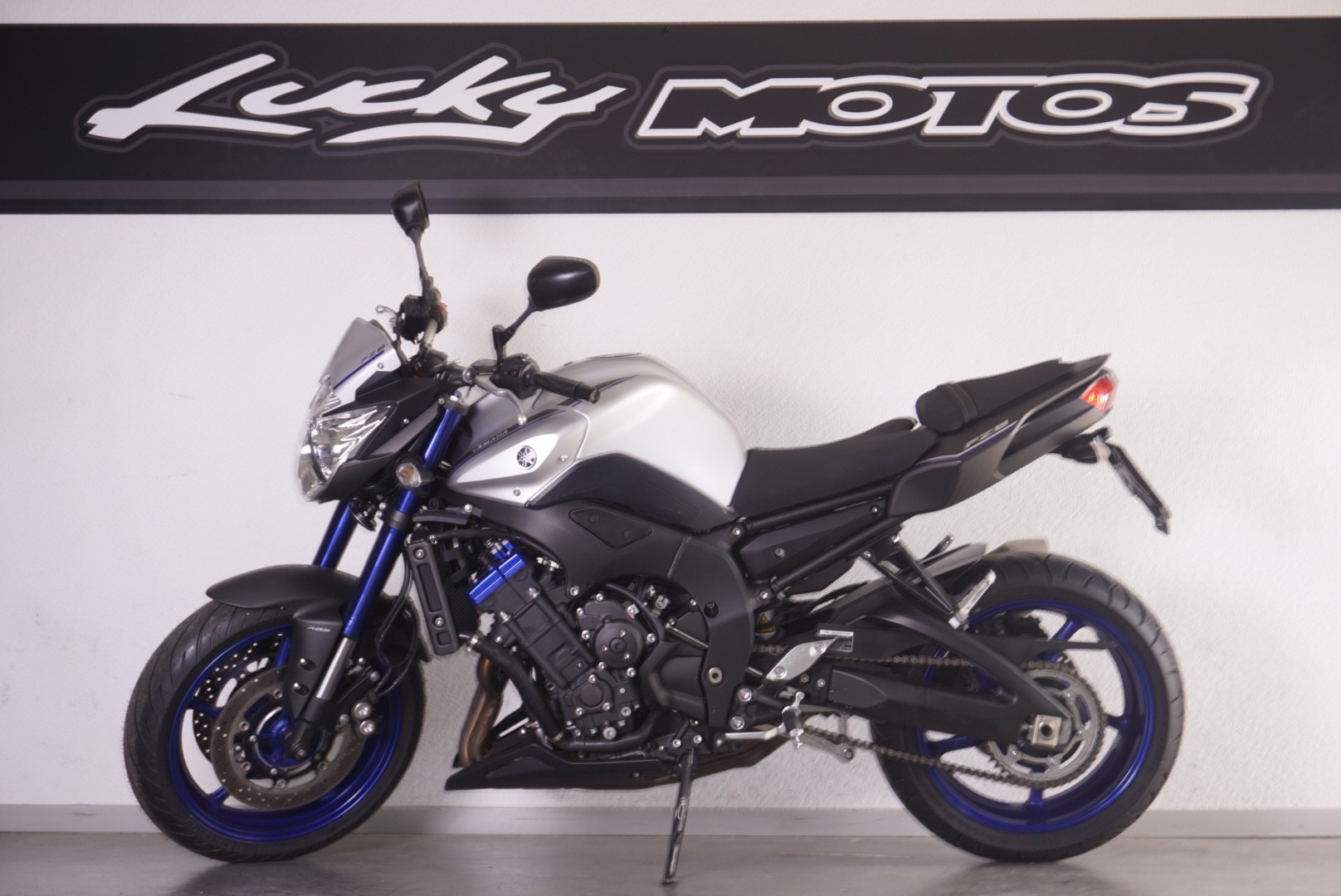 YAMAHA FZ8 N ABS