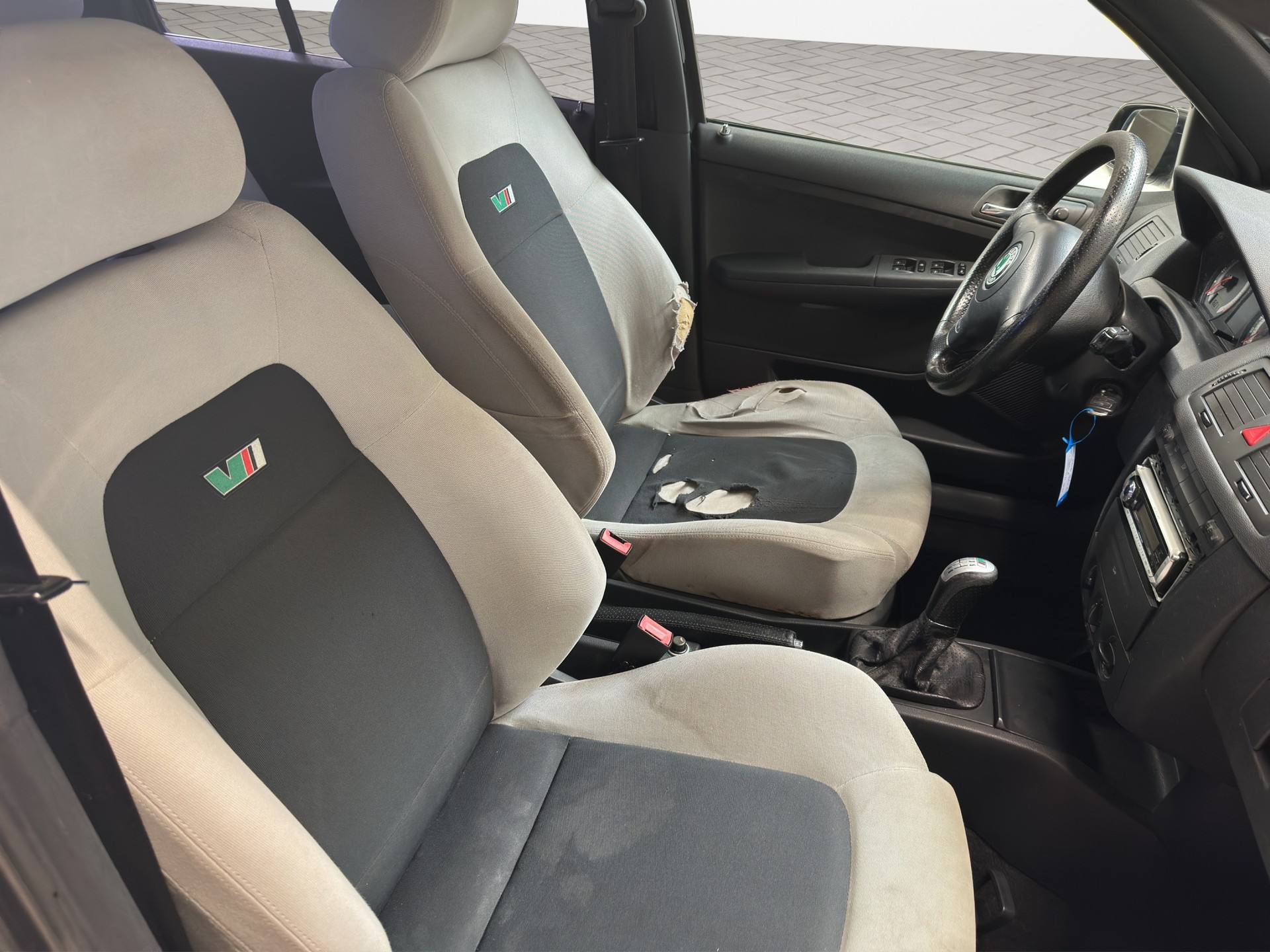 SKODA Fabia 1.9 TDI RS-image-14