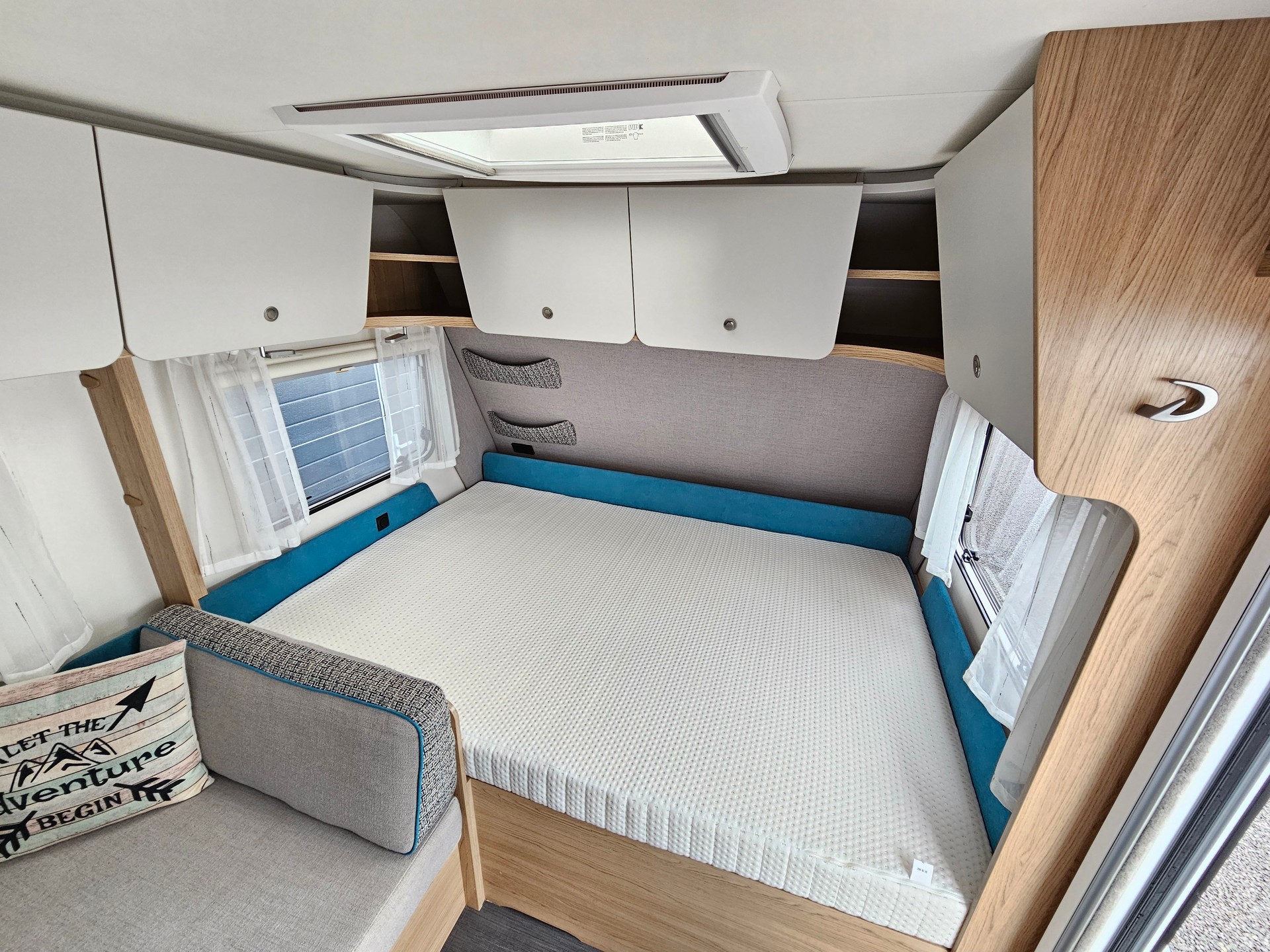 DETHLEFFS Aero 500 Qsk mit Kajüttenbett, Doppelbett, Mover!-image-6