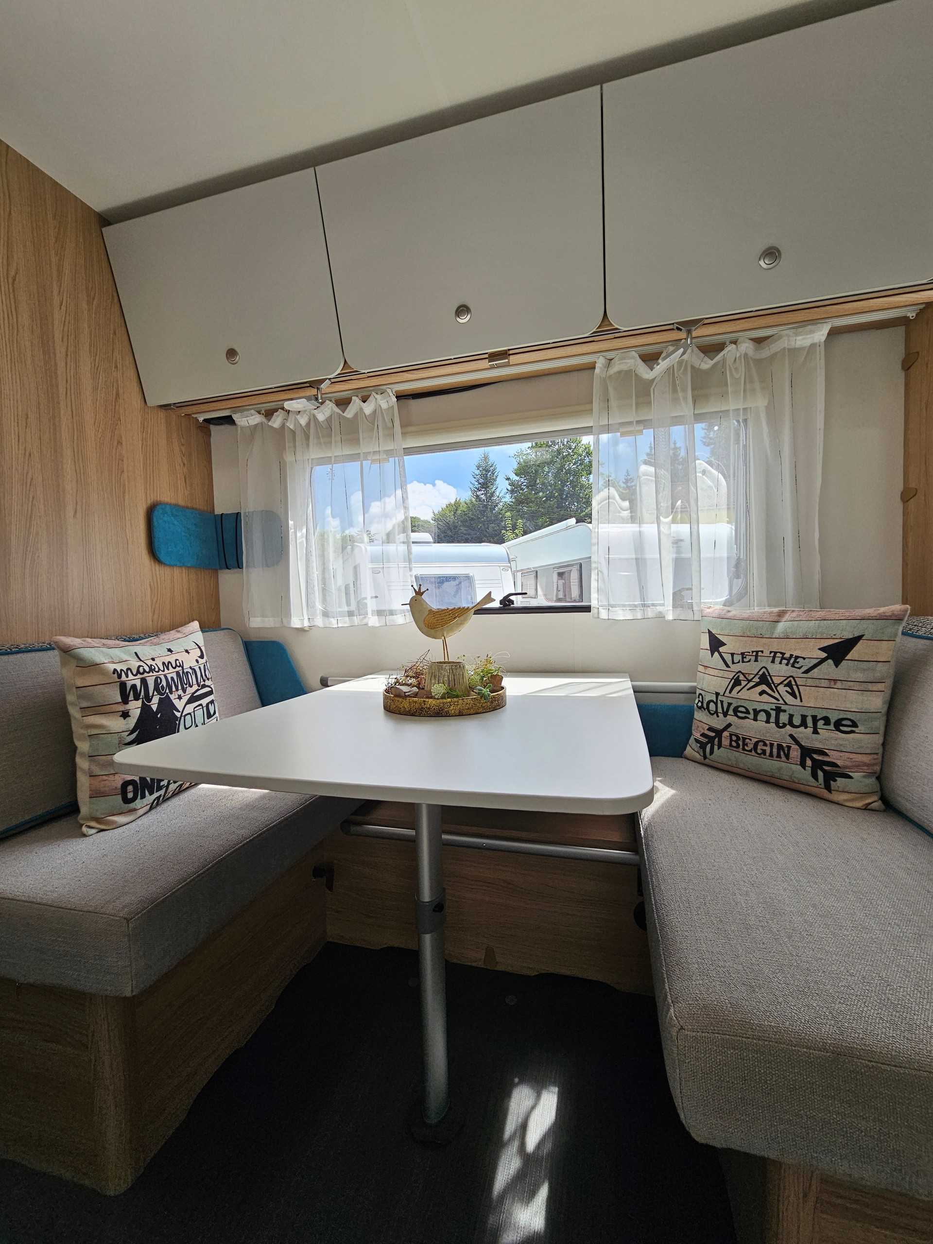 DETHLEFFS Aero 500 Qsk mit Kajüttenbett, Doppelbett, Mover!-image-9