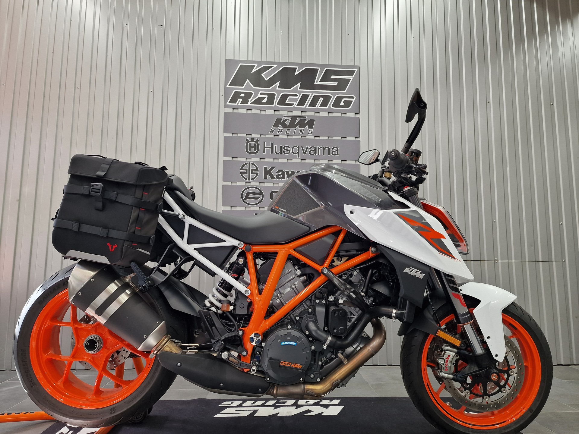 KTM 1290 Super Duke R-image-0