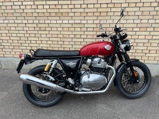 ROYAL ENFIELD Interceptor 650 Standard