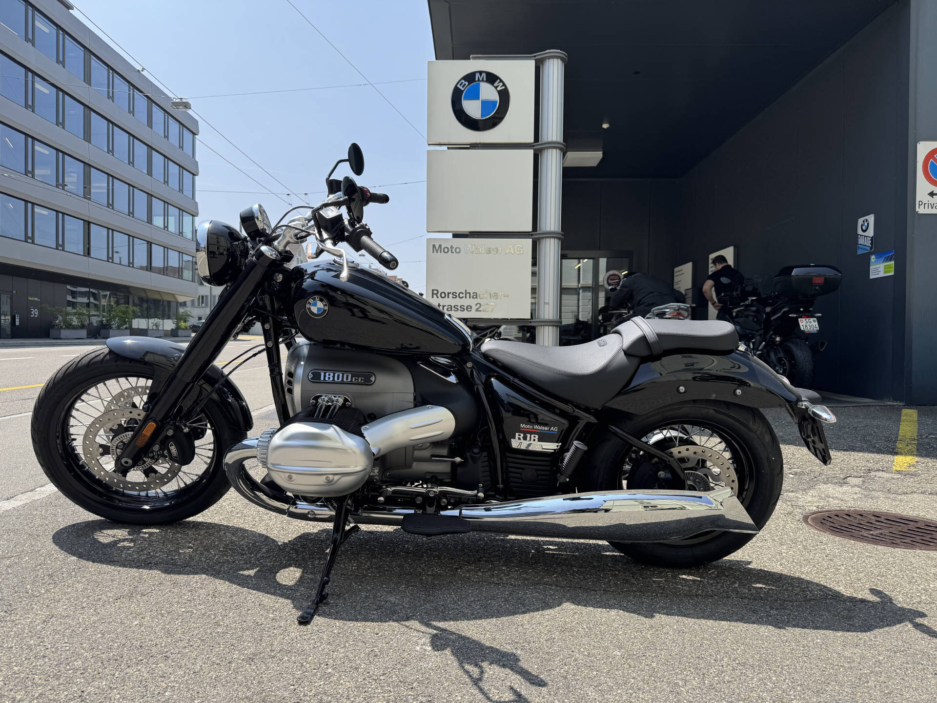 BMW R 18-image-1