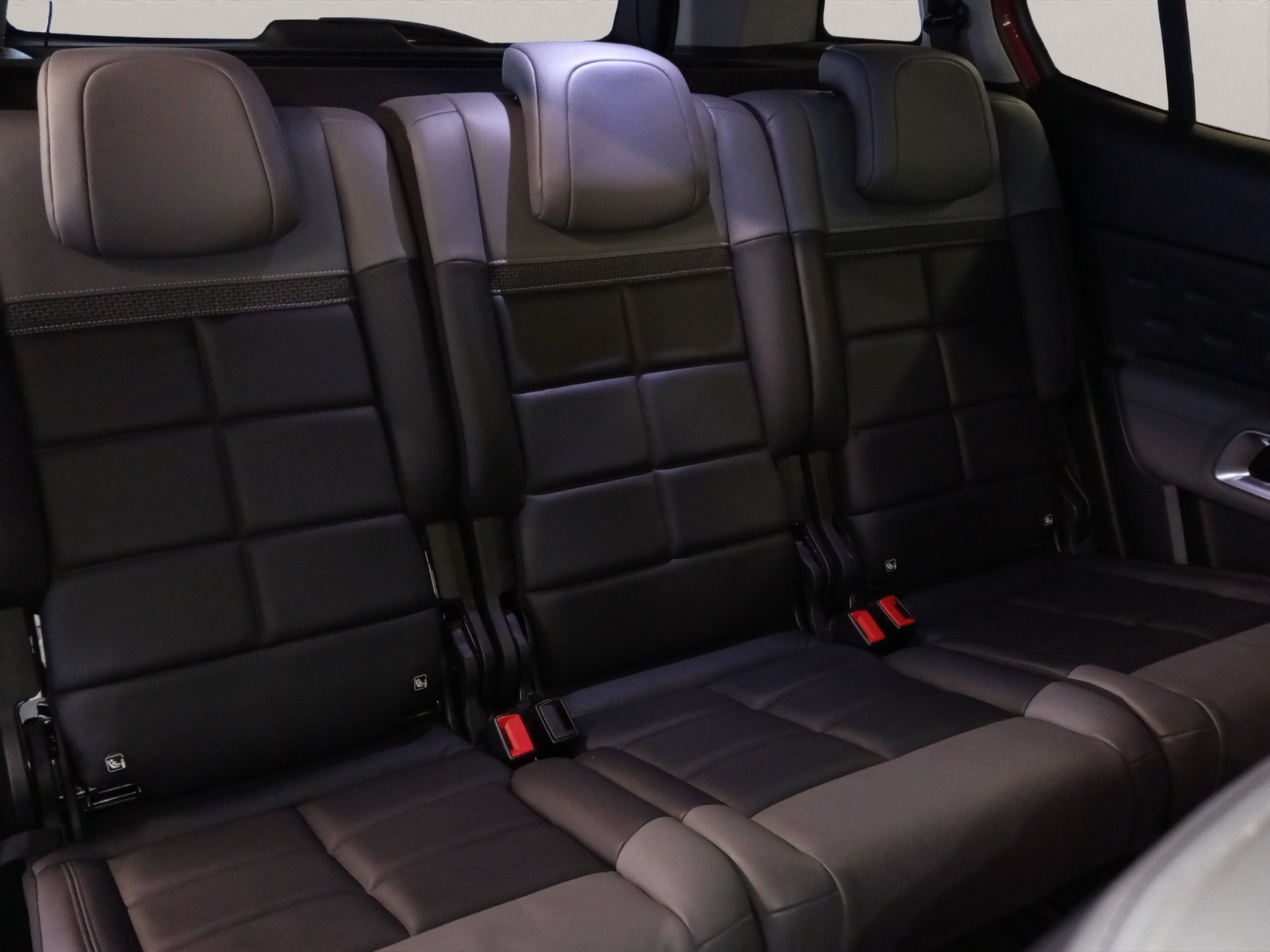 CITROEN C5 Aircross 1.6 PHEV Shine-image-5