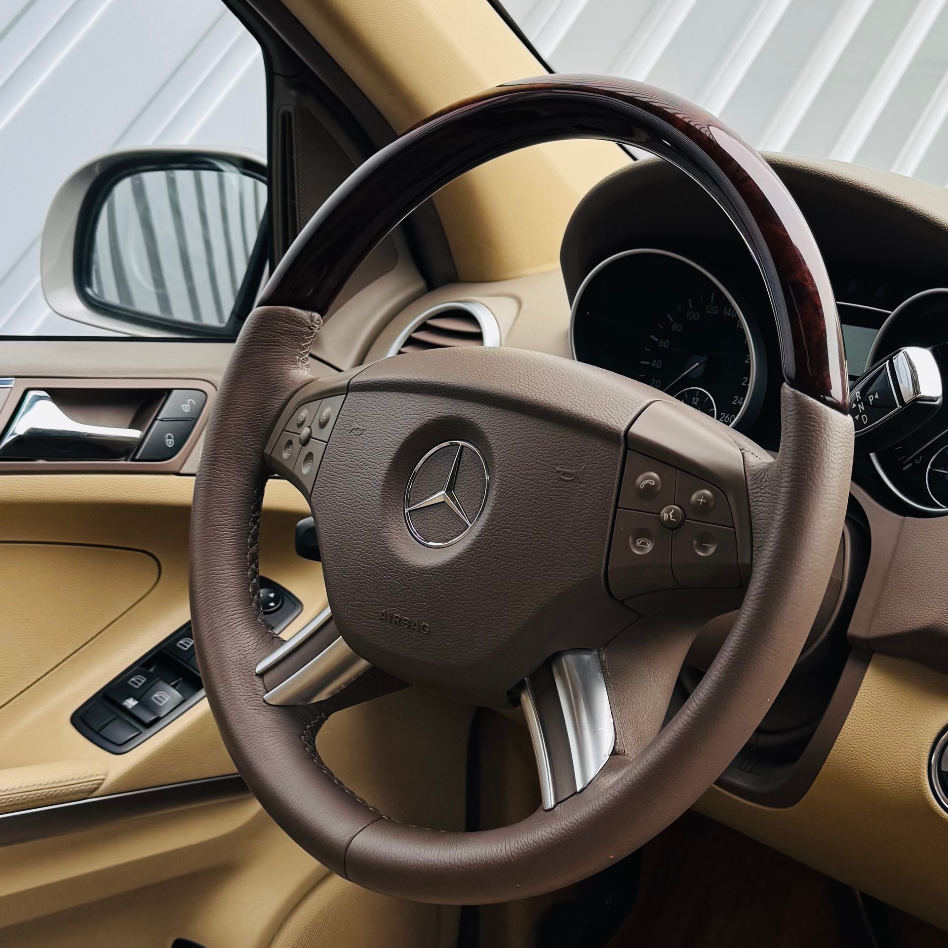 MERCEDES-BENZ ML 500 4Matic 7G-Tronic-image-20