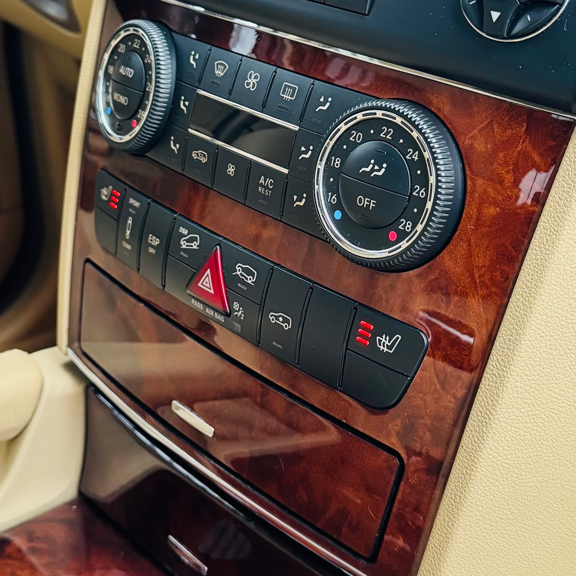 MERCEDES-BENZ ML 500 4Matic 7G-Tronic-image-18