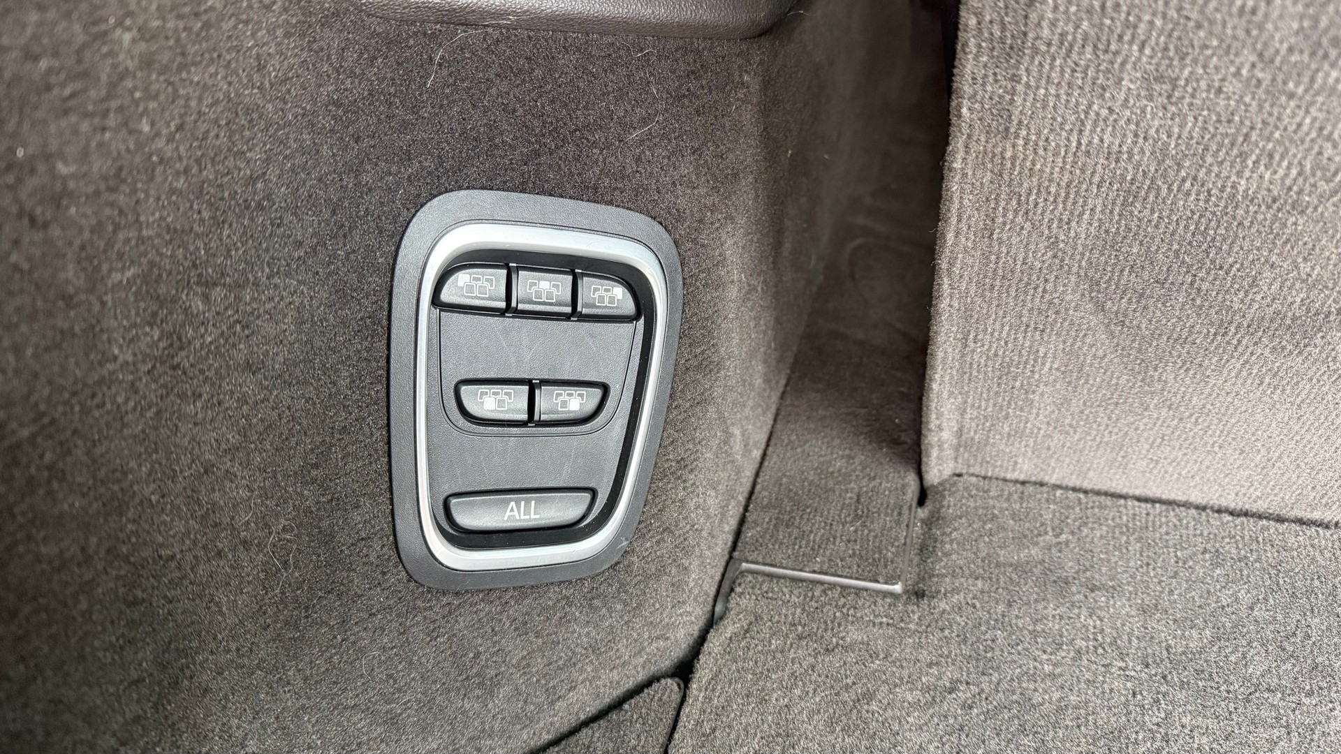 RENAULT Espace 1.6 dCi Intens EDC-image-4