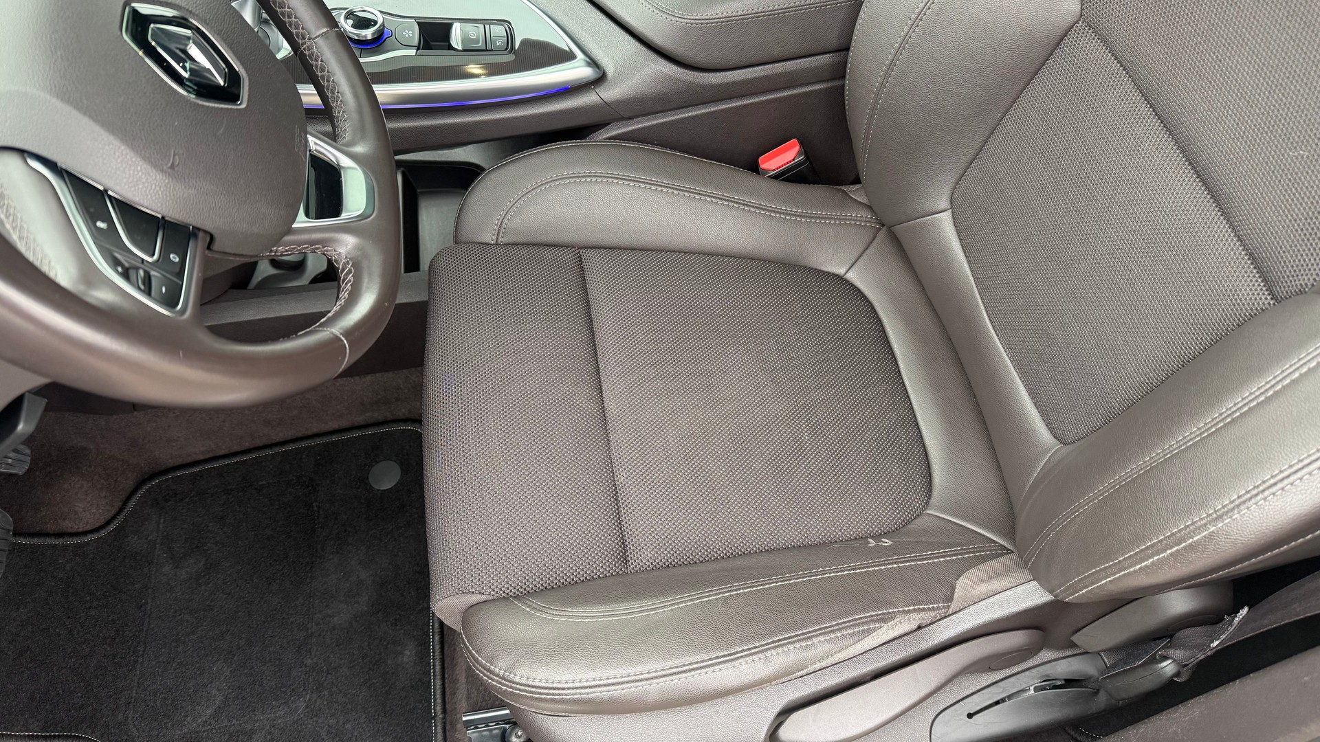 RENAULT Espace 1.6 dCi Intens EDC-showroom-element-1