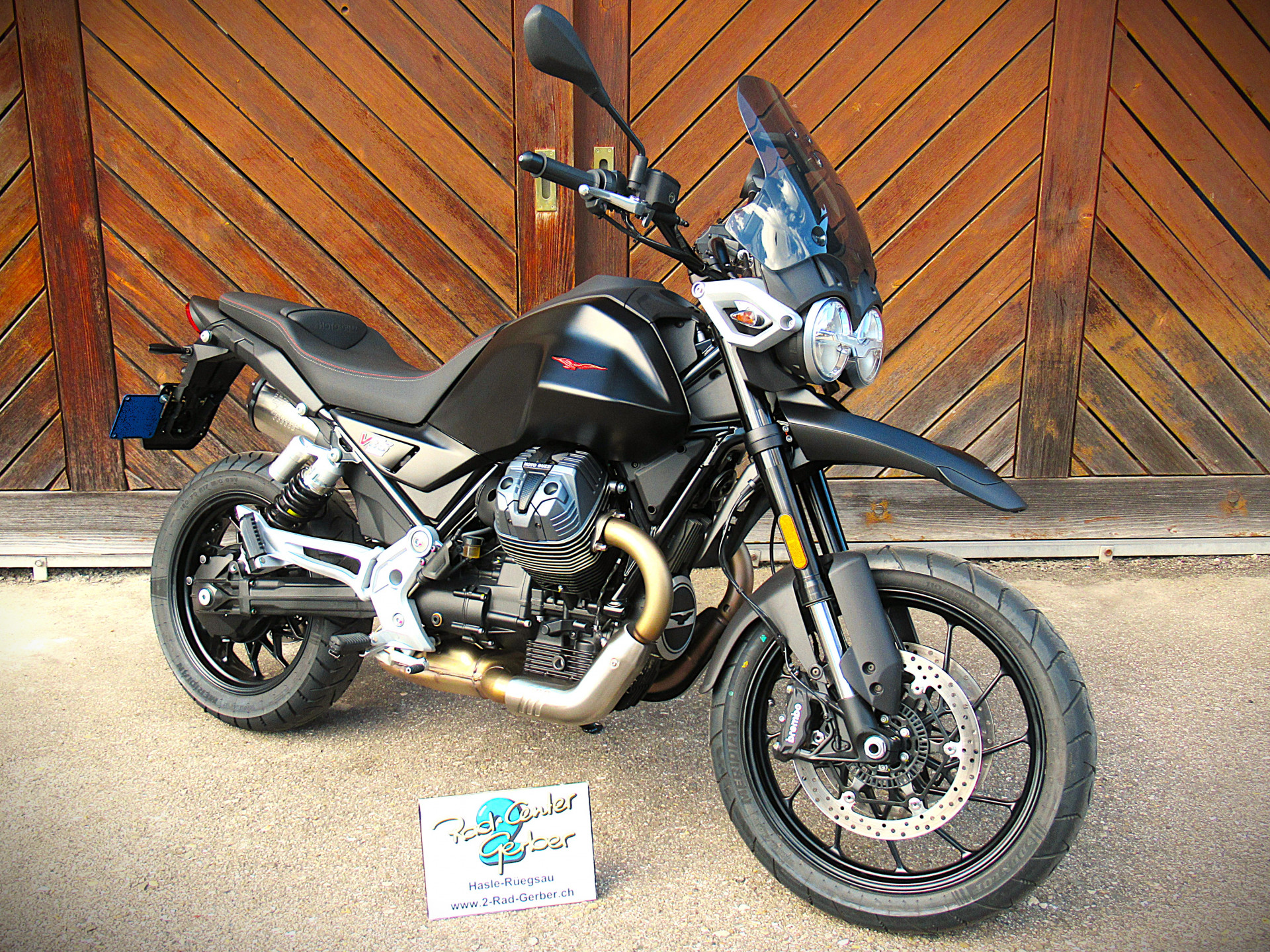 MOTO GUZZI V85 Strada-image-7