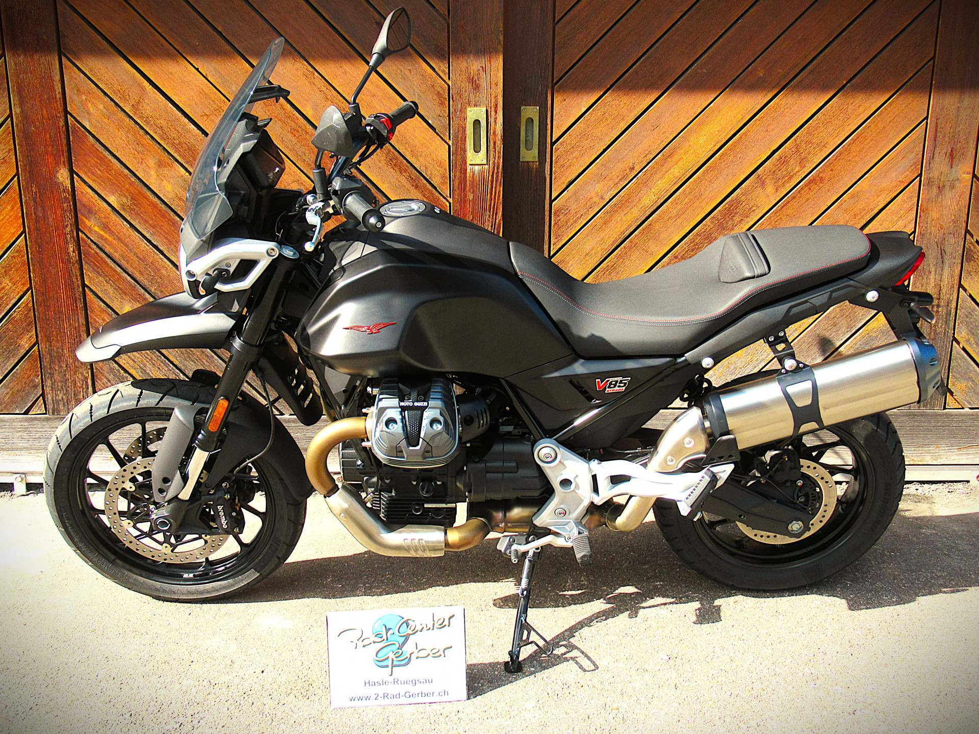 MOTO GUZZI V85 Strada-image-5