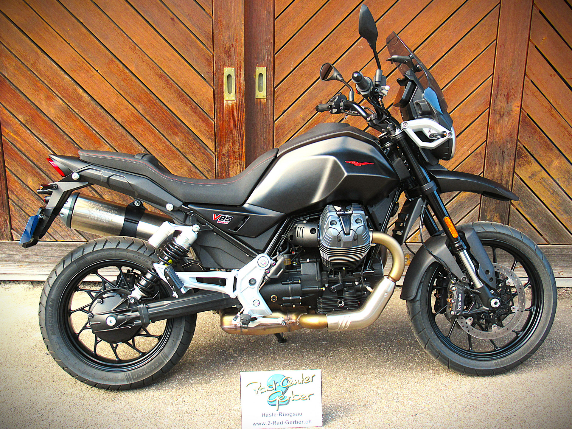 MOTO GUZZI V85 Strada-image-8