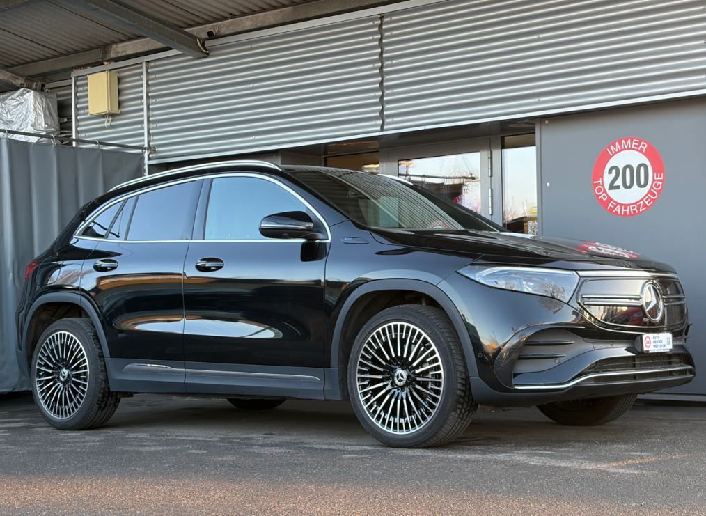 MERCEDES-BENZ EQA 300 AMG Line 4Matic-showroom-element-1