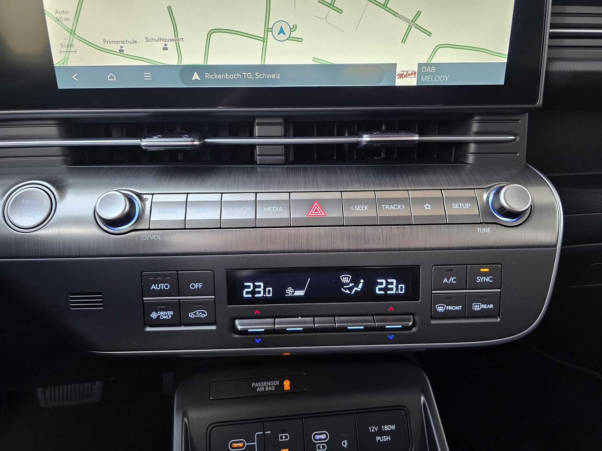HYUNDAI Kona 1.6 GDi HEV Origo DCT-image-18