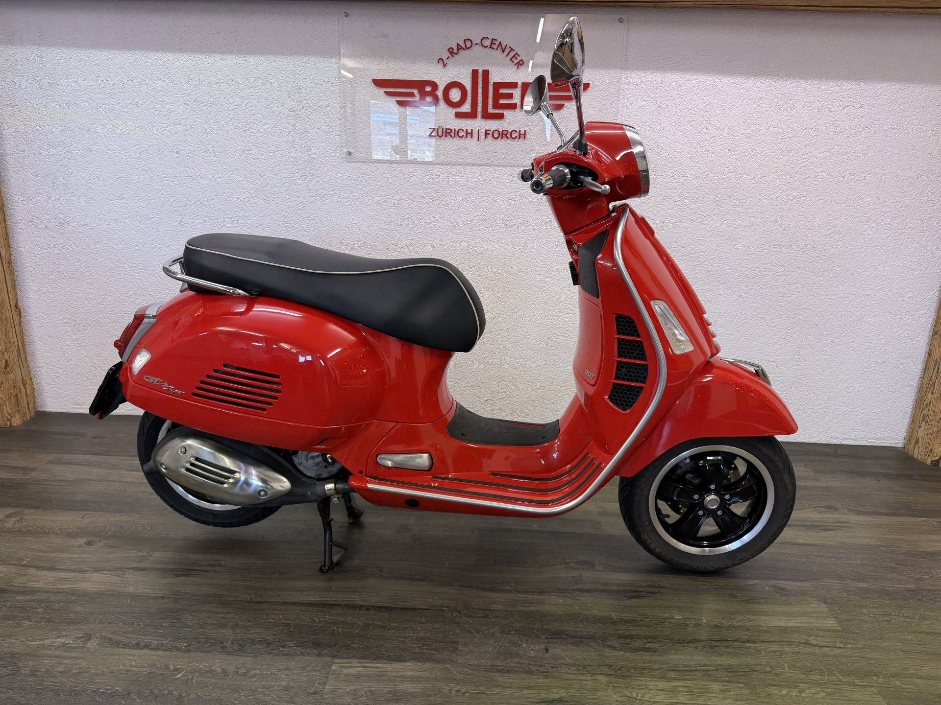 PIAGGIO Vespa GTS 300 i.e. ABS/ASR-image-6