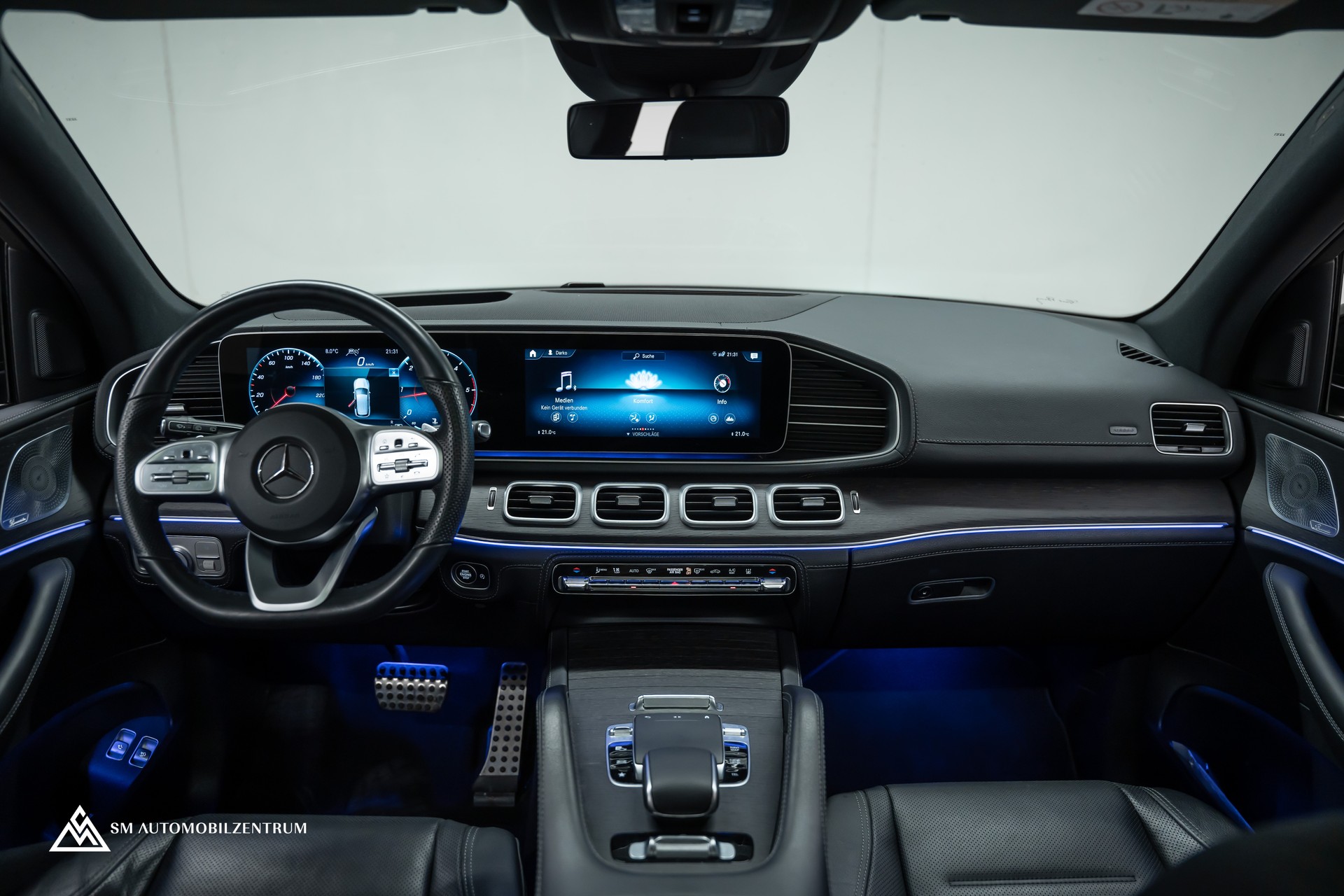 MERCEDES-BENZ GLE 350 d AMG Line 4matic / Head-Up / Panorama / Burmester-image-15