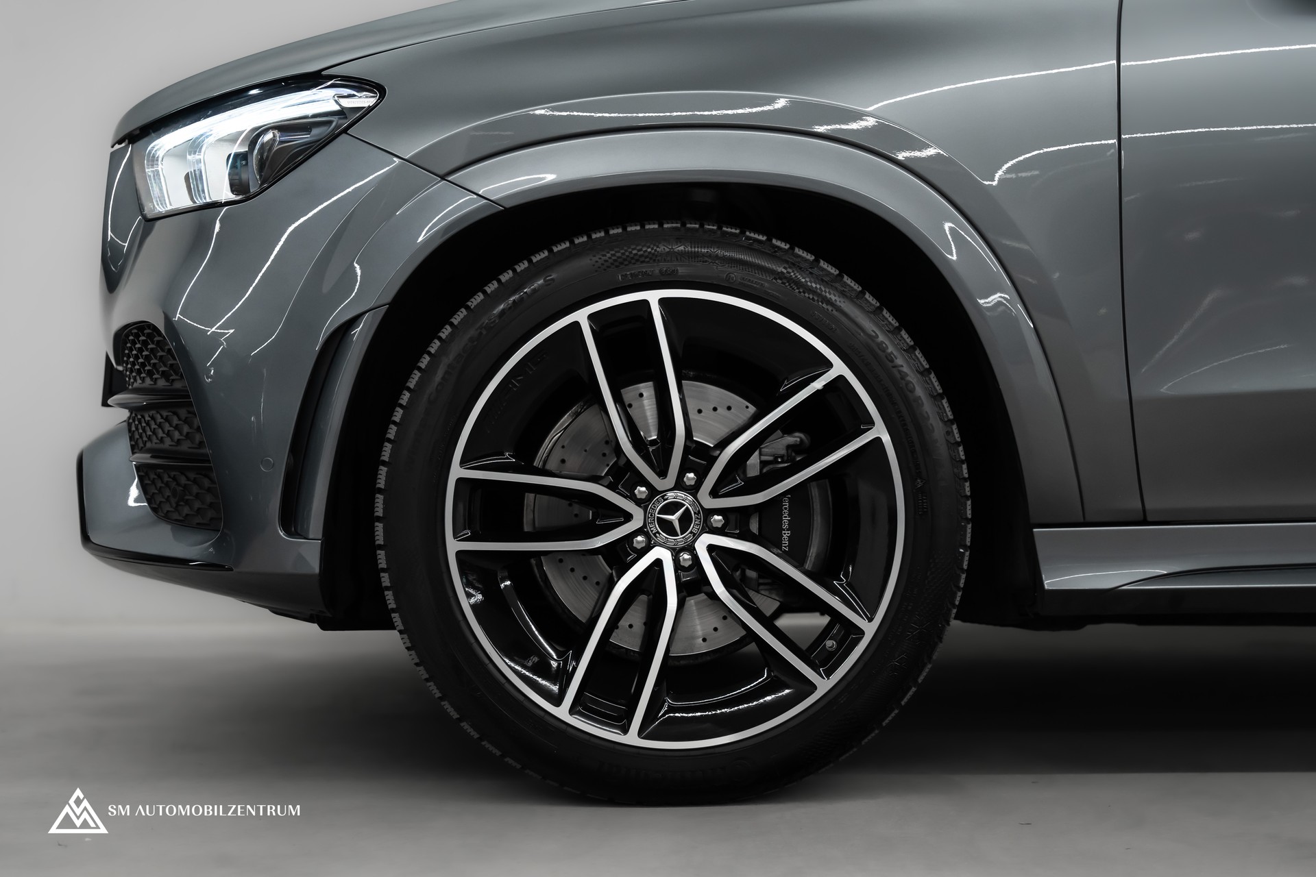 MERCEDES-BENZ GLE 350 d AMG Line 4matic / Head-Up / Panorama / Burmester-image-5