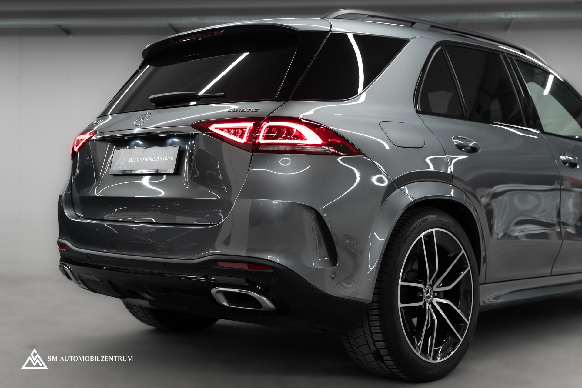 MERCEDES-BENZ GLE 350 d AMG Line 4matic / Head-Up / Panorama / Burmester-image-8