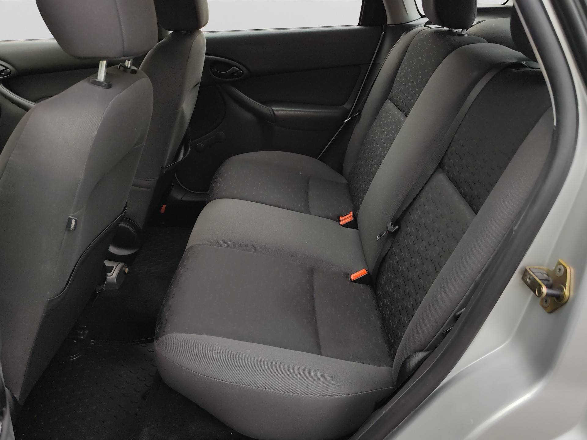 FORD Focus 1.6i 16V Carving-image-15