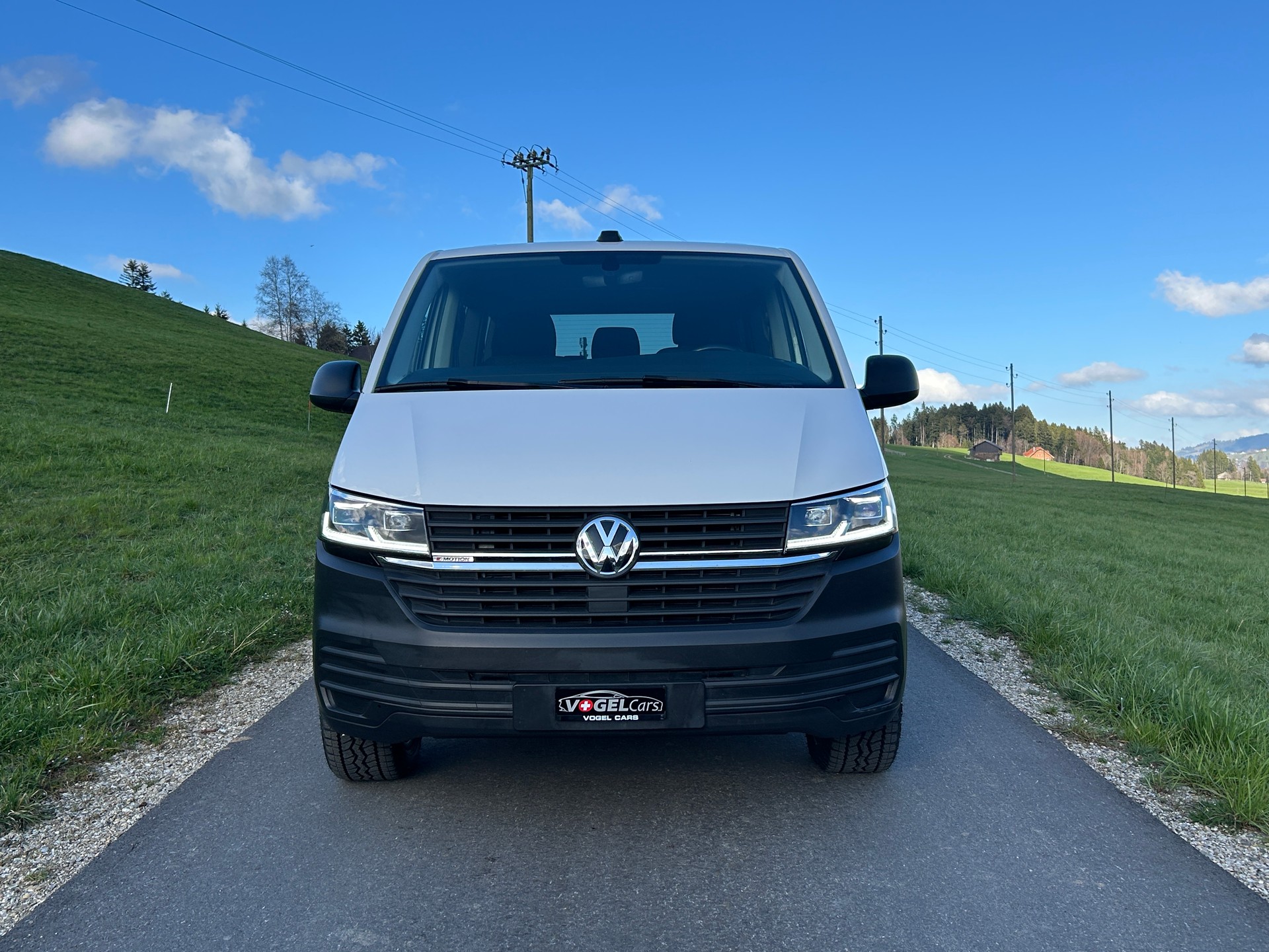 VW T6.1 Caravelle 2.0 TDI Trendline 4Motion-image-4