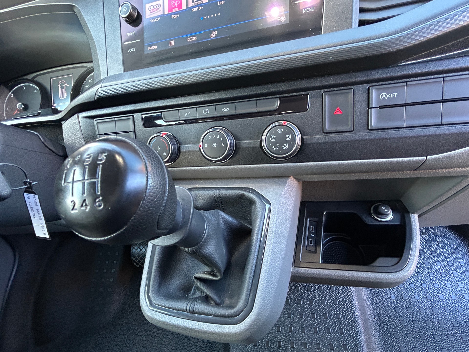 VW T6.1 Caravelle 2.0 TDI Trendline 4Motion-image-15
