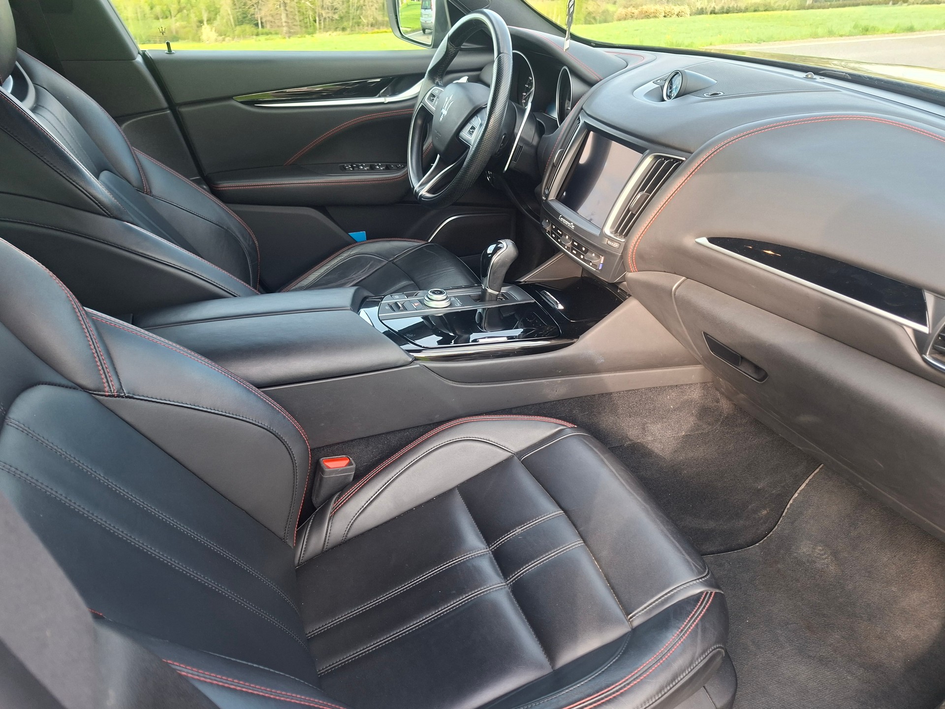 MASERATI Levante S 3.0 V6 Automatica-image-9