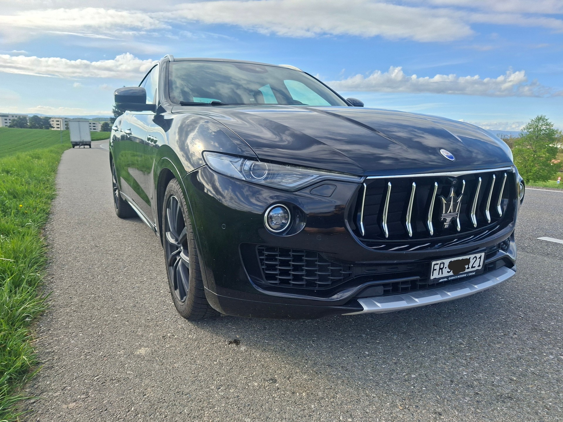 MASERATI Levante S 3.0 V6 Automatica-showroom-element-2