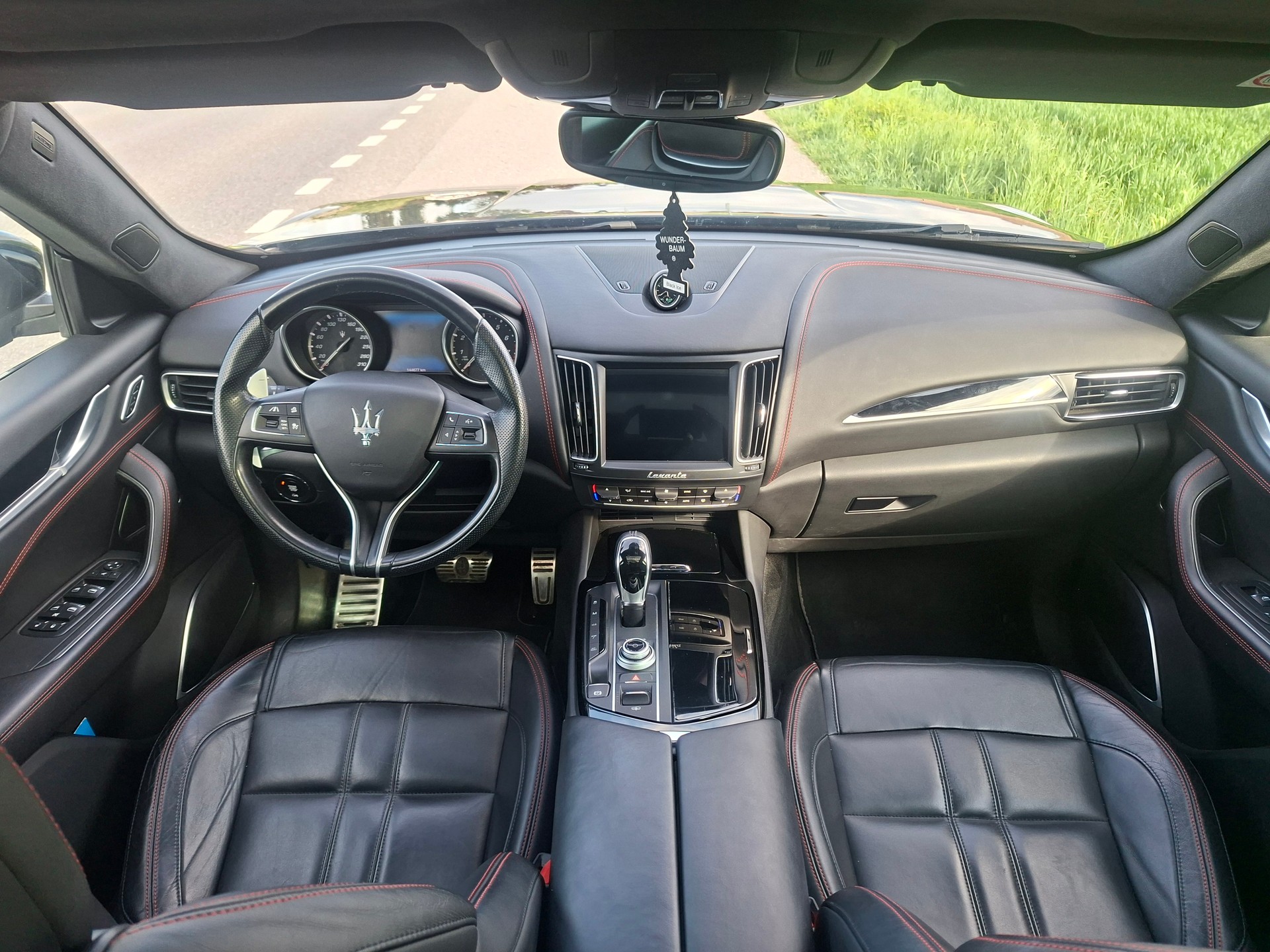 MASERATI Levante S 3.0 V6 Automatica-image-13