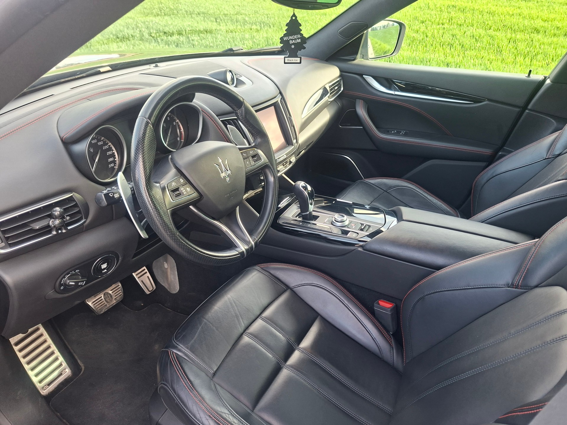 MASERATI Levante S 3.0 V6 Automatica-image-15