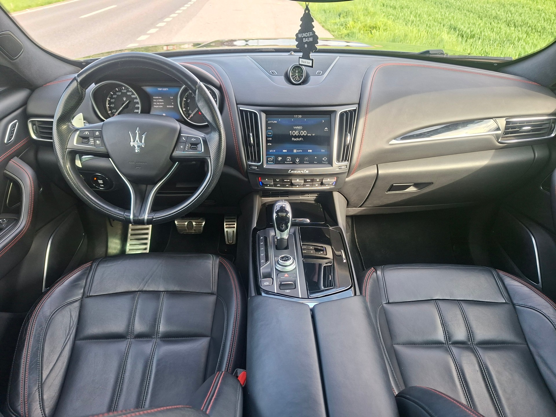 MASERATI Levante S 3.0 V6 Automatica-image-12