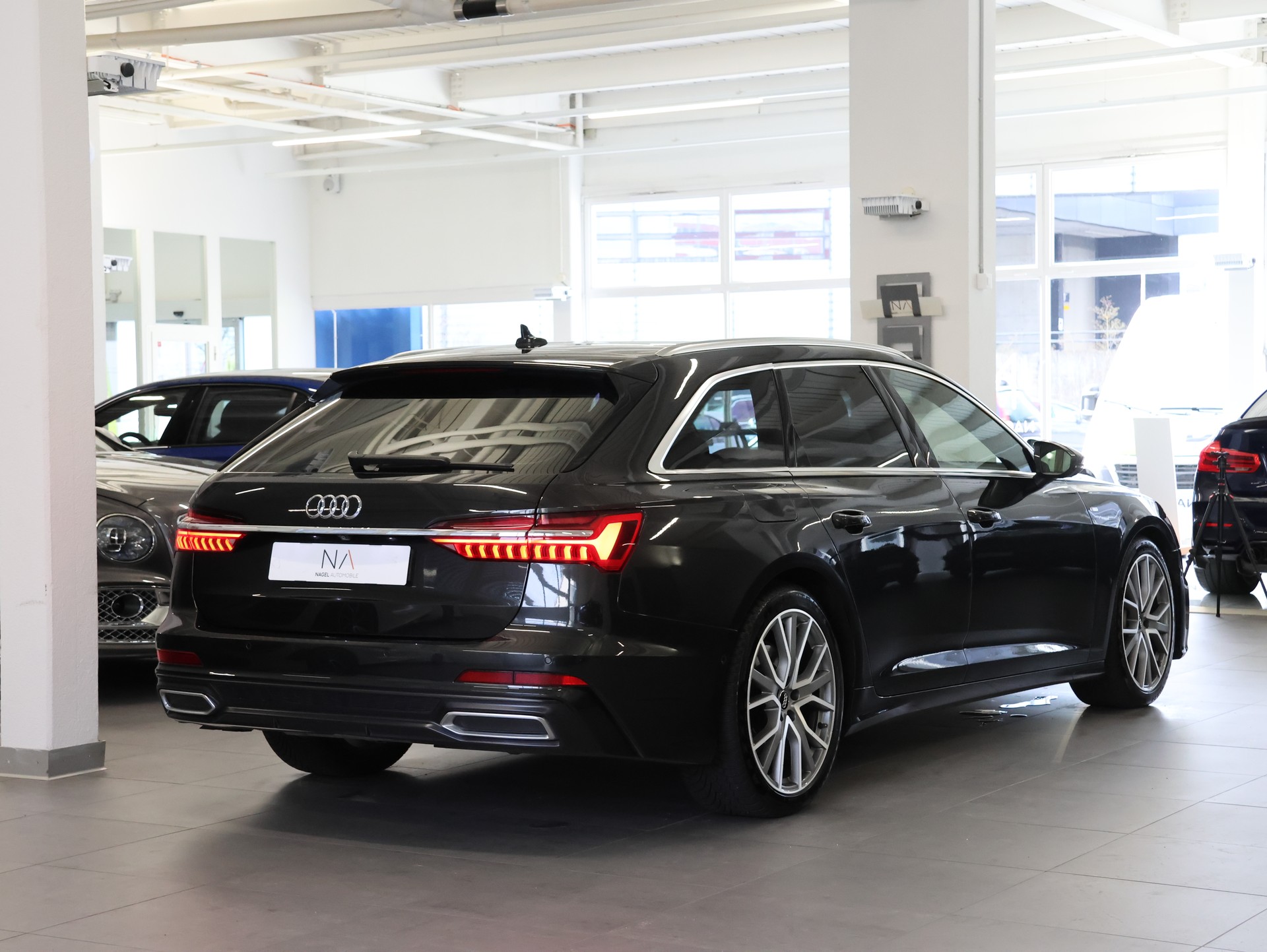 AUDI A6 Avant 50 TDI Sport quattro tiptronic *S-Line* *Top Ausstattung* *Panoramadach*-image-5
