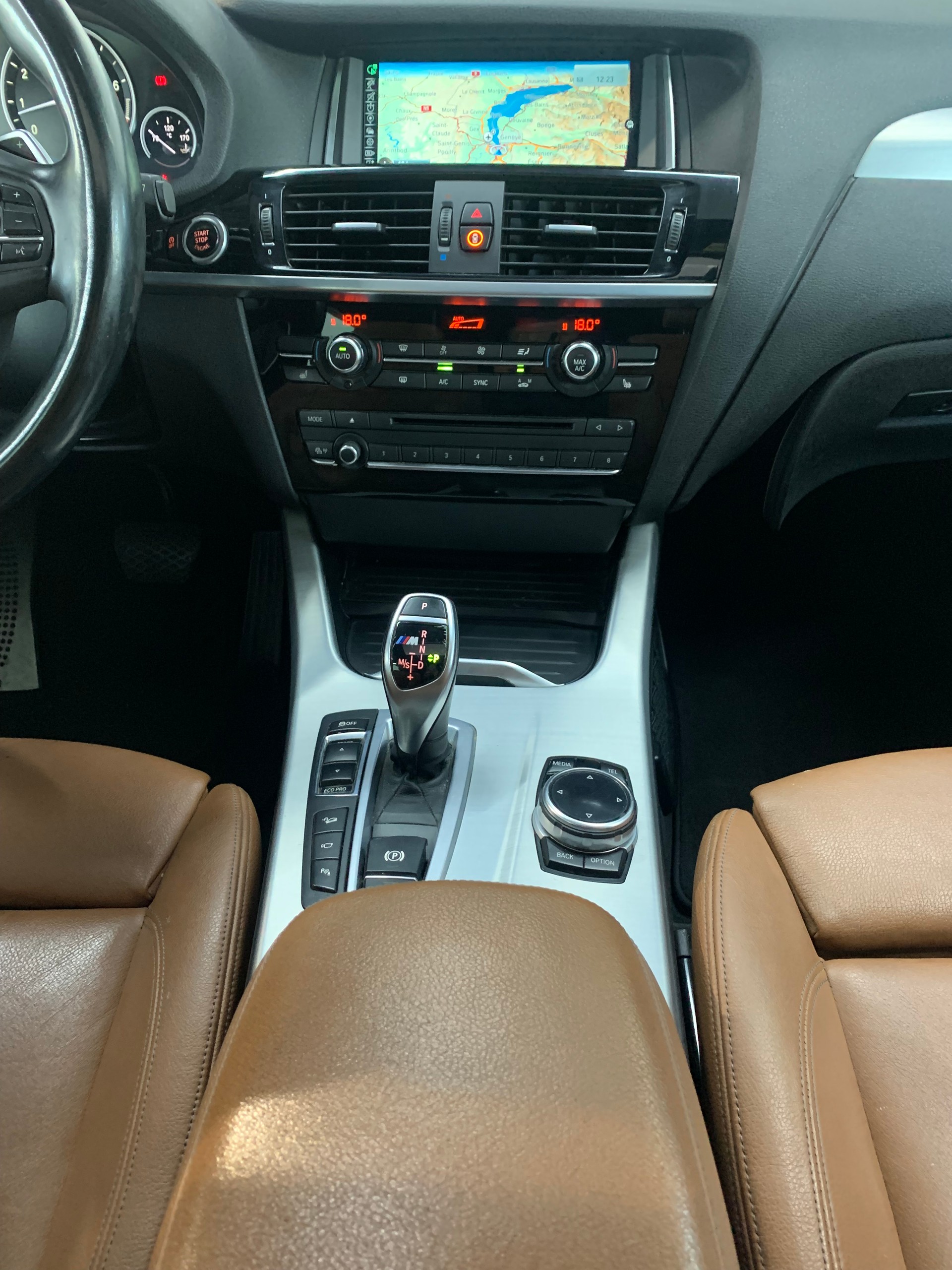 BMW X4 xDrive 35i Steptronic-image-27