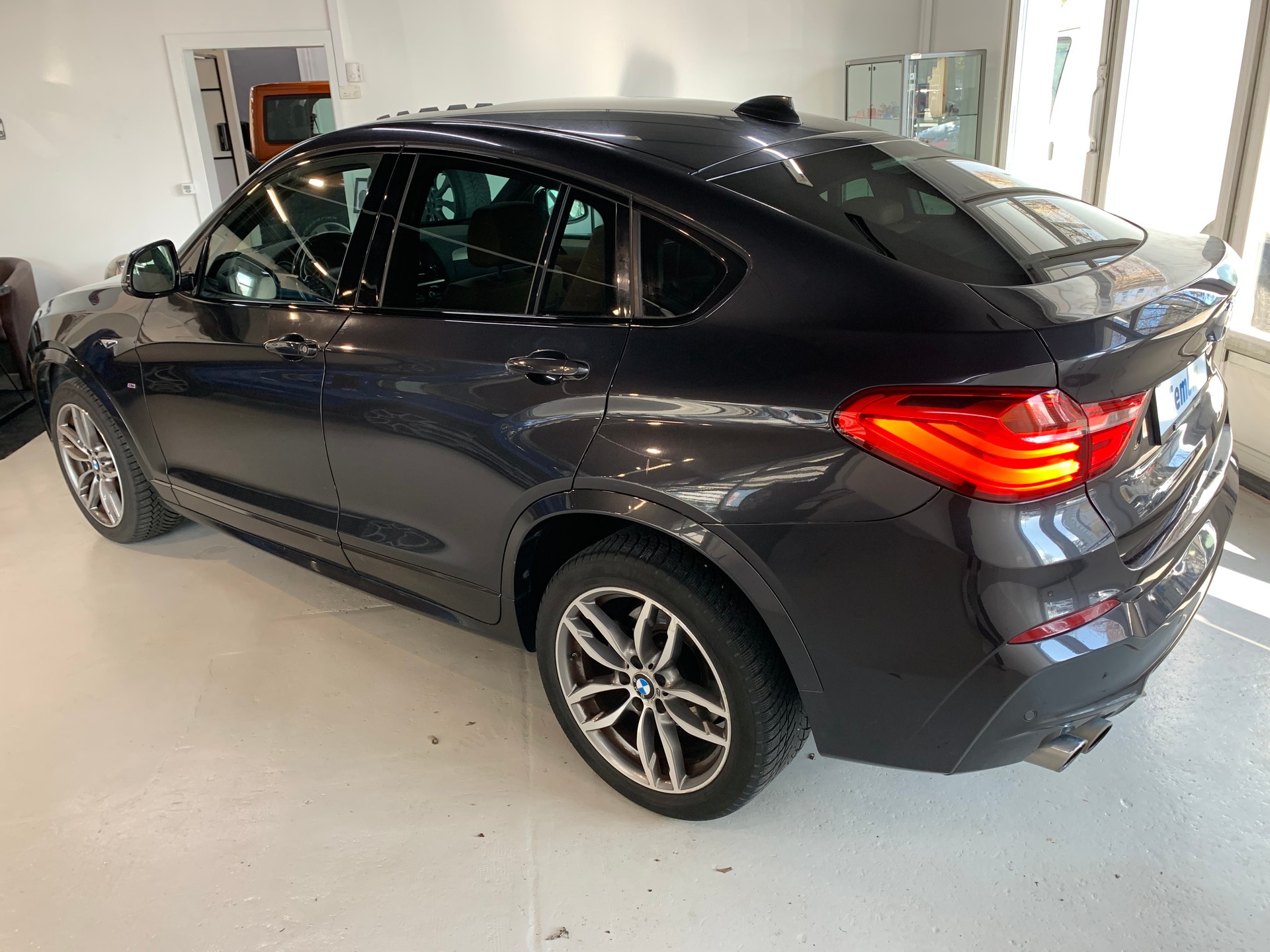 BMW X4 xDrive 35i Steptronic-image-7