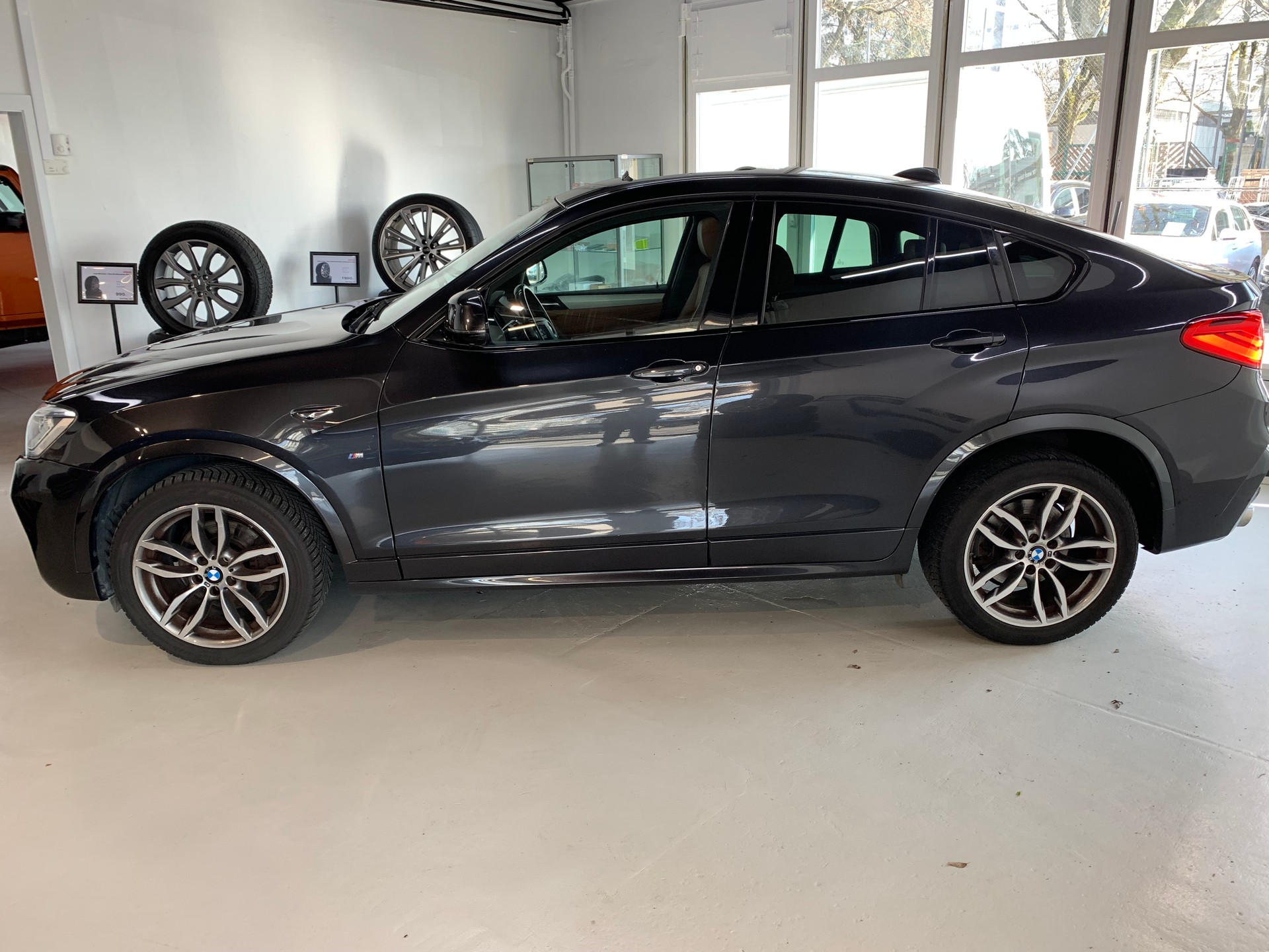 BMW X4 xDrive 35i Steptronic-image-6