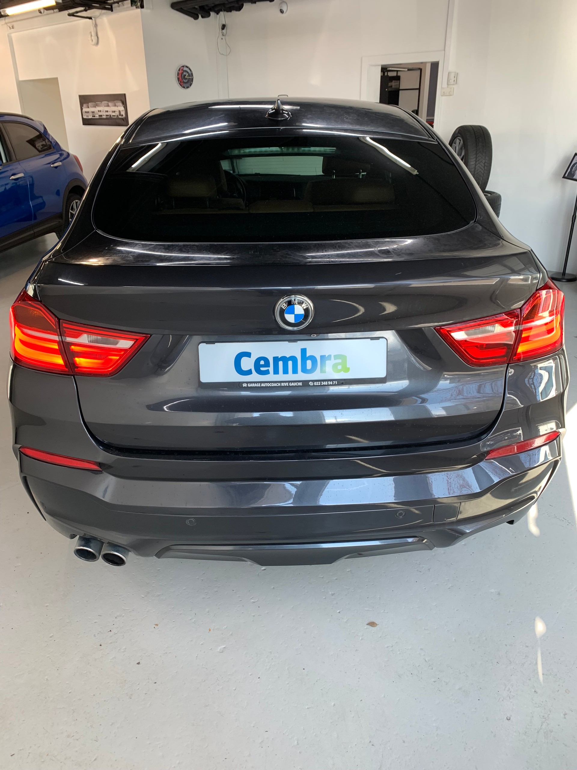 BMW X4 xDrive 35i Steptronic-image-9