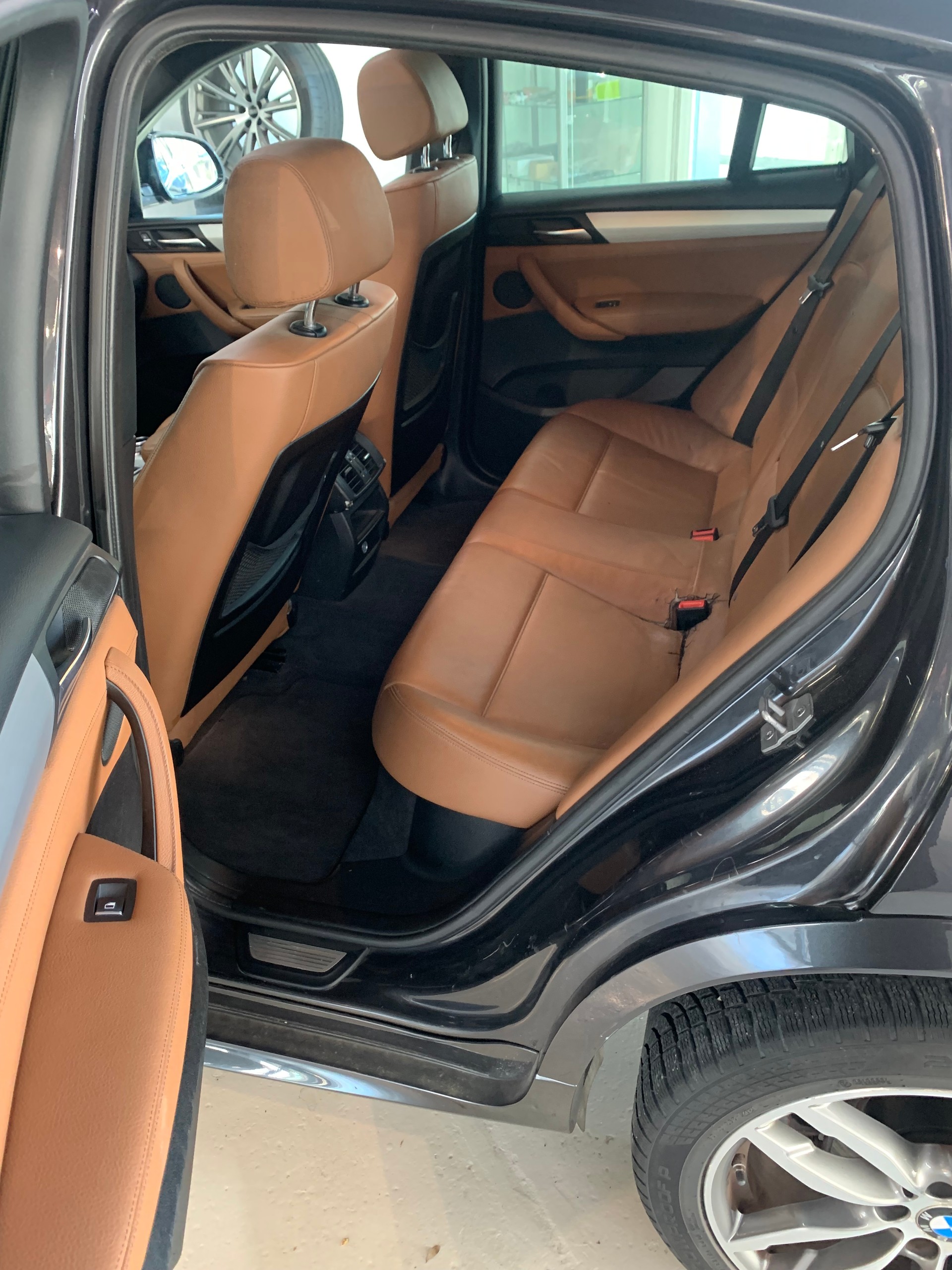 BMW X4 xDrive 35i Steptronic-image-30