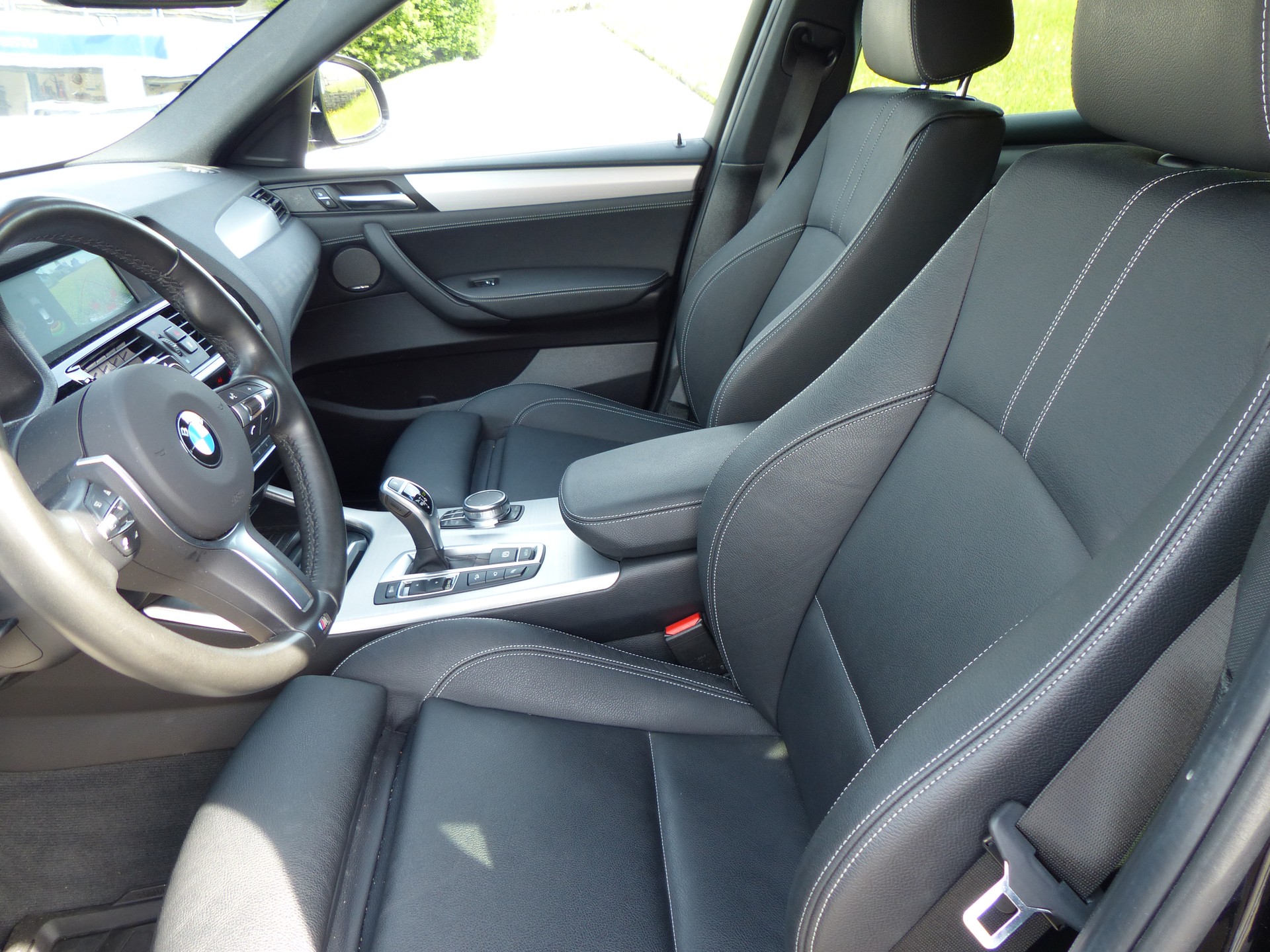 BMW X4 M 40i Steptronic-image-19