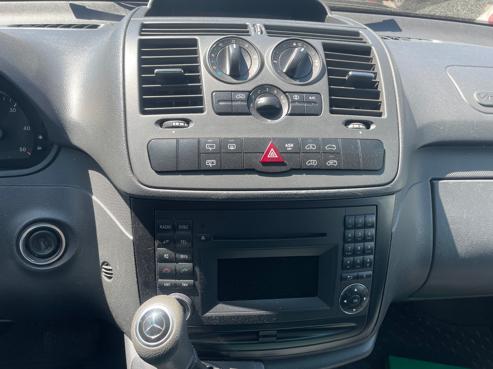 MERCEDES-BENZ Vito 113 CDI Mixto L A-image-13