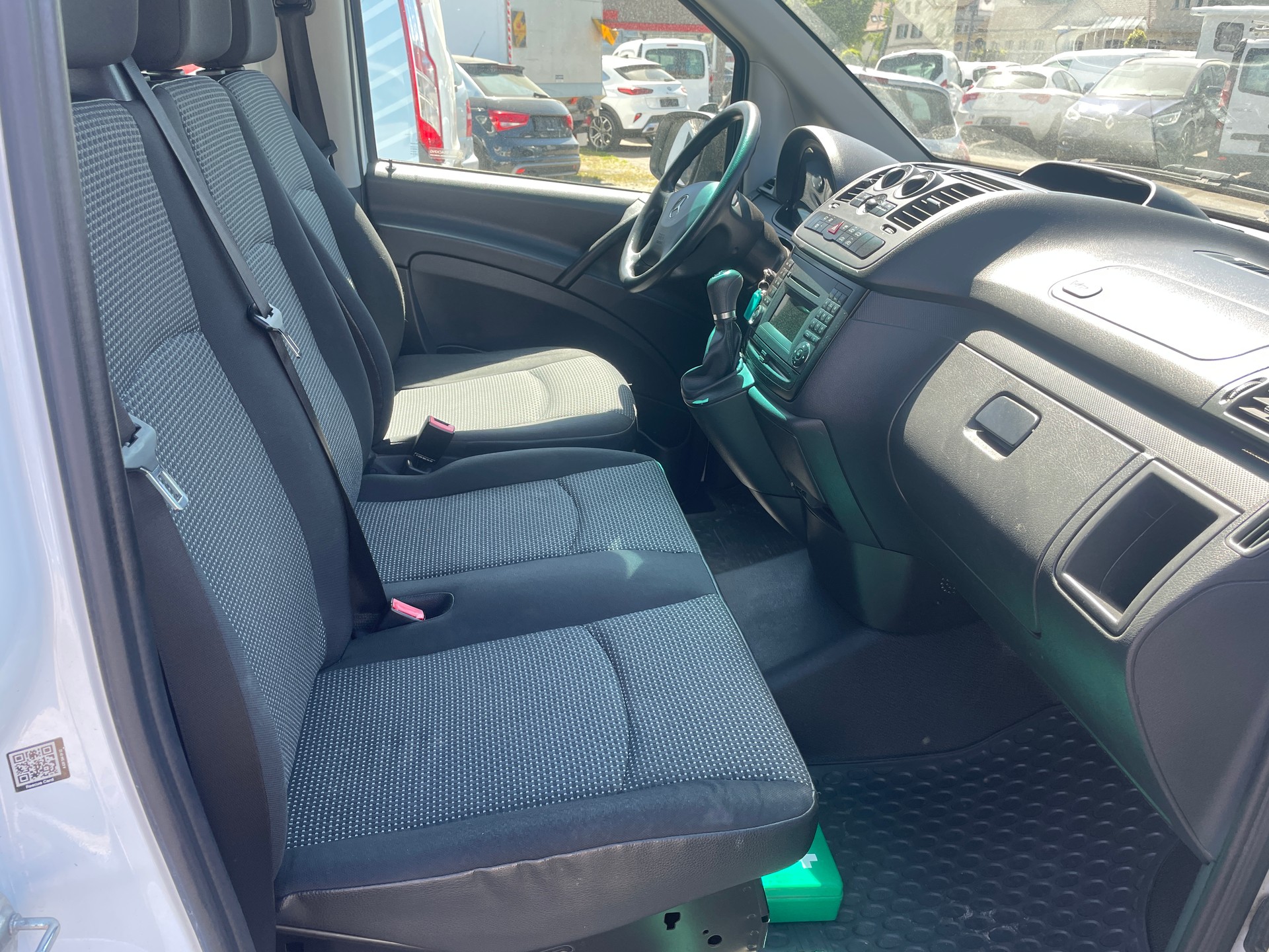MERCEDES-BENZ Vito 113 CDI Mixto L A-image-11