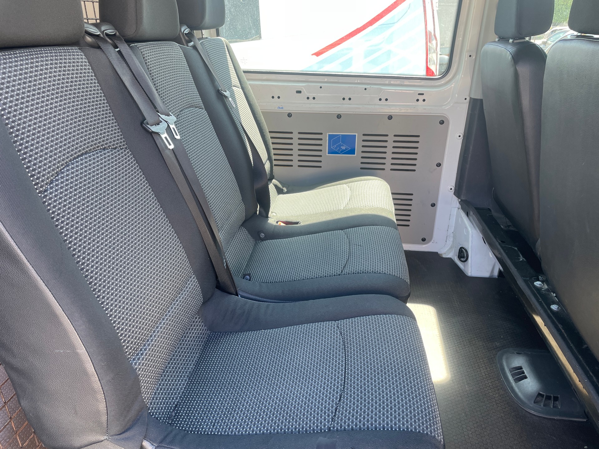 MERCEDES-BENZ Vito 113 CDI Mixto L A-image-8