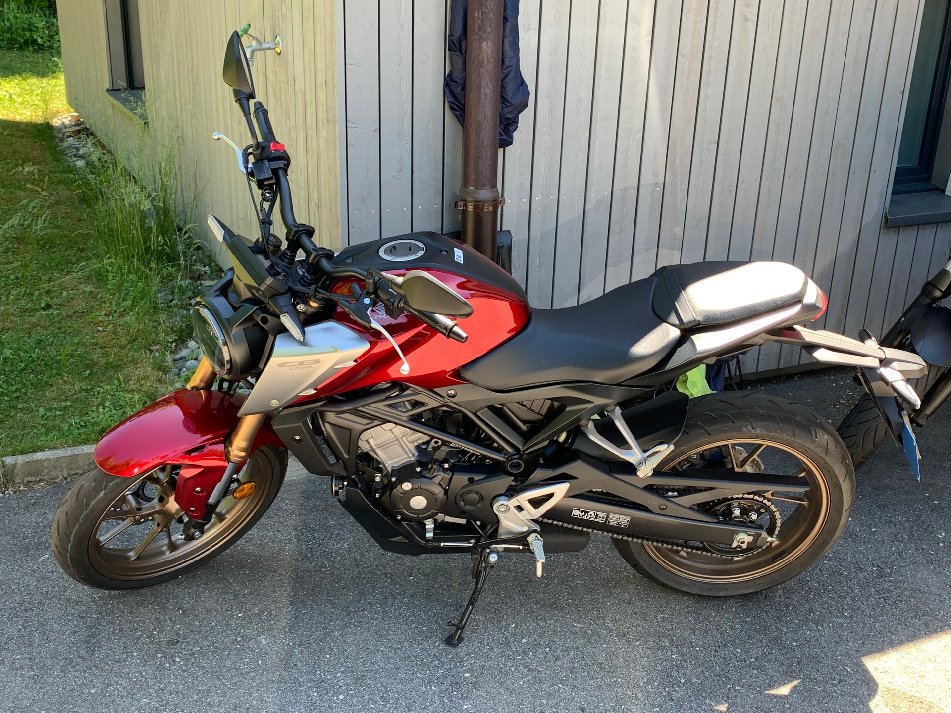 HONDA CB 125 R-image-1