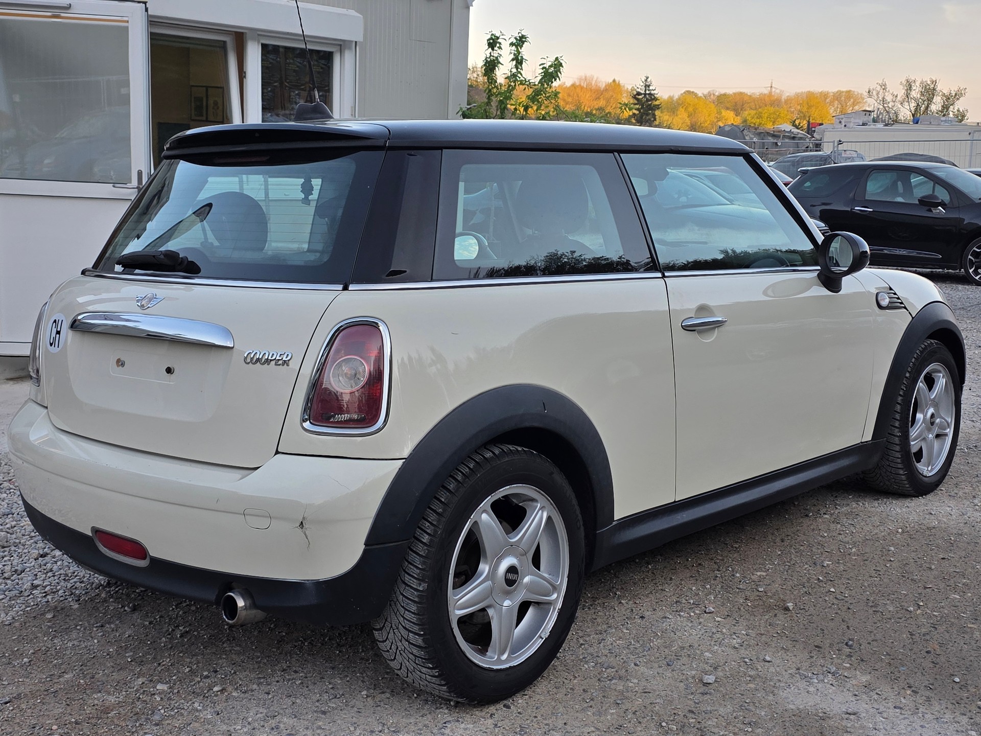 MINI Cooper *** Frisch ab MFK / Frisch ab Service / 6 MT Garantie / Gratis Lieferung ***-image-4