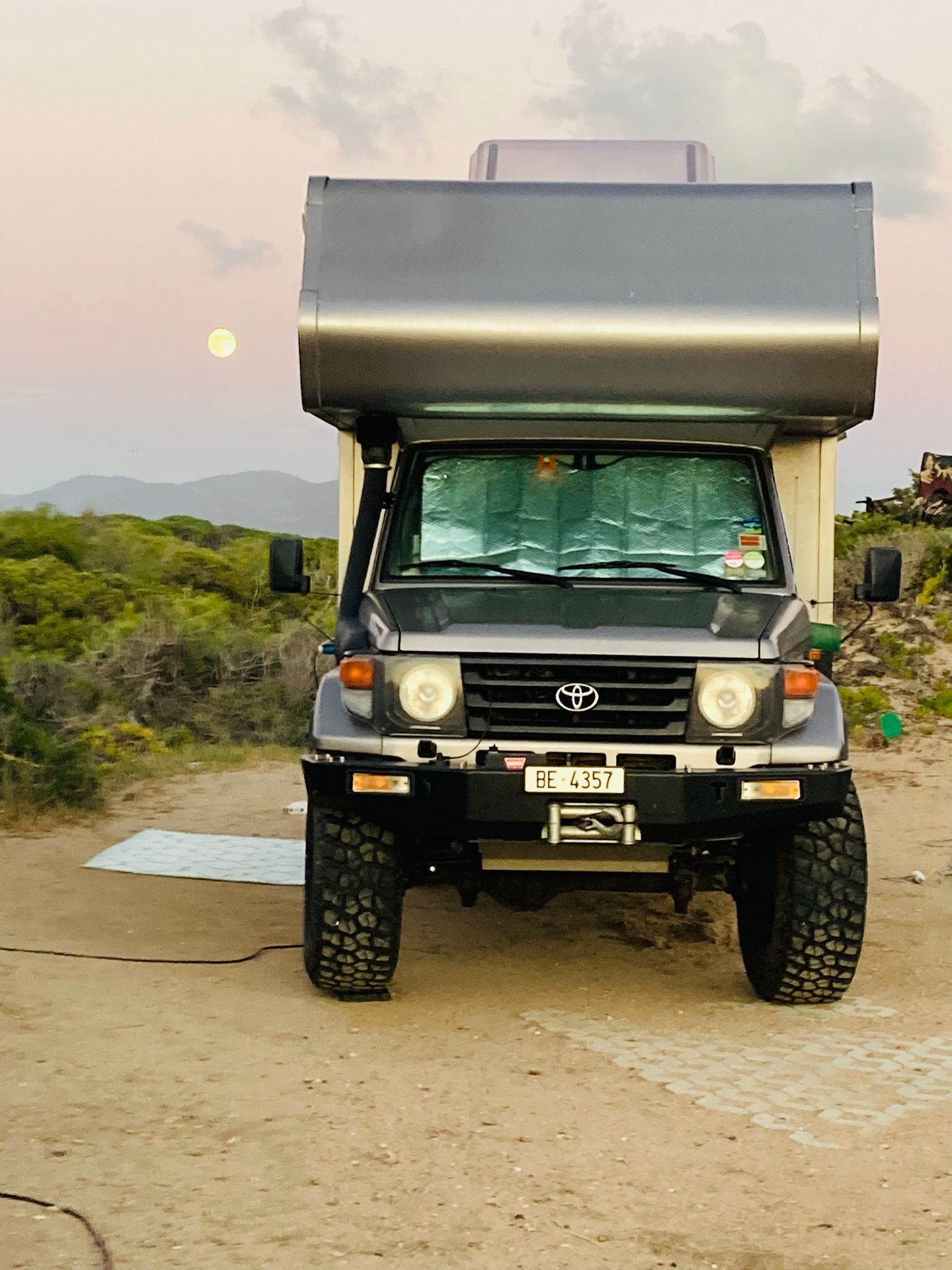 TOYOTA HJZ79 ORMOCAR-showroom-element-1