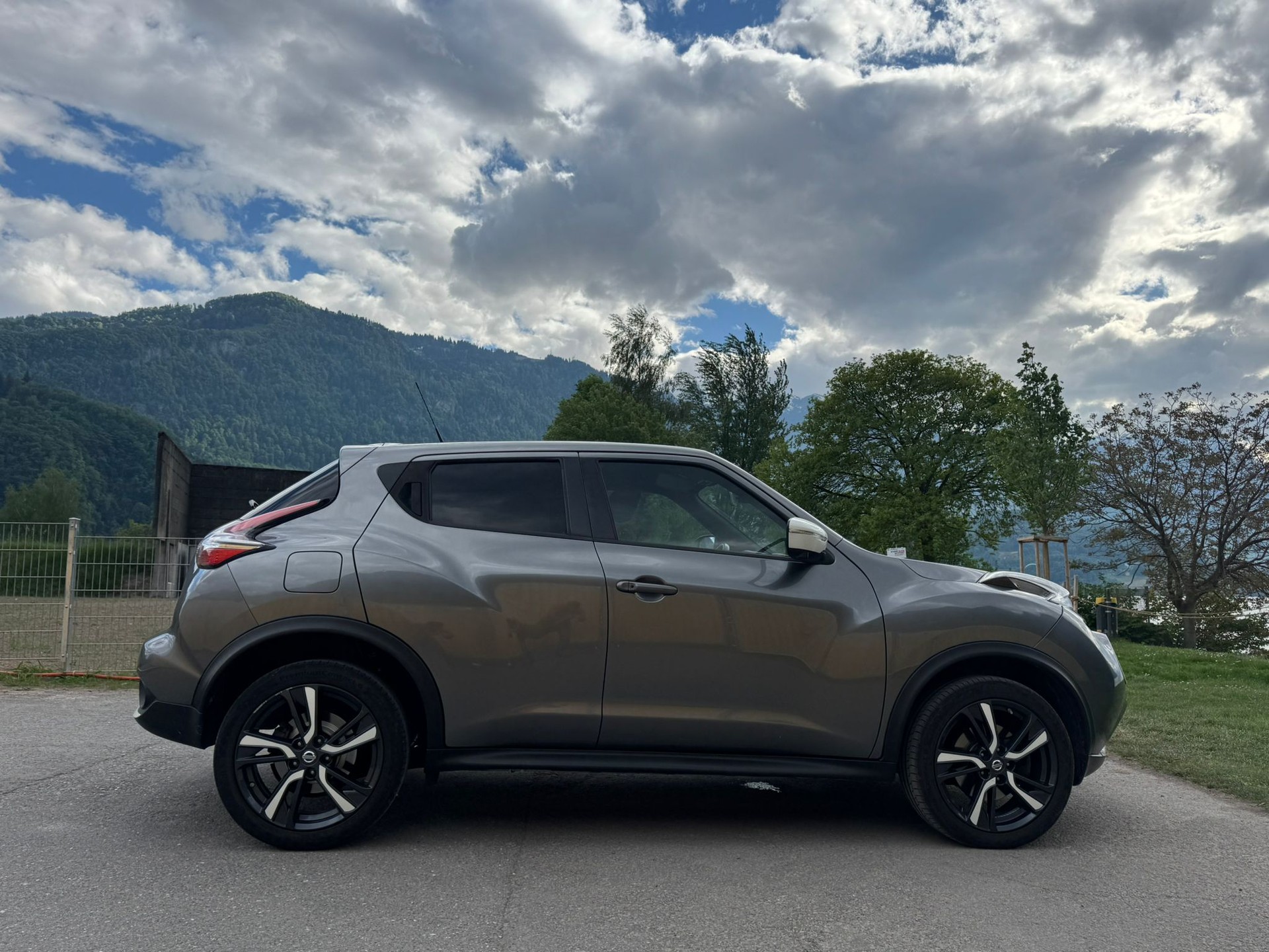 NISSAN Juke 1.6 DIG-T tekna-showroom-element-3